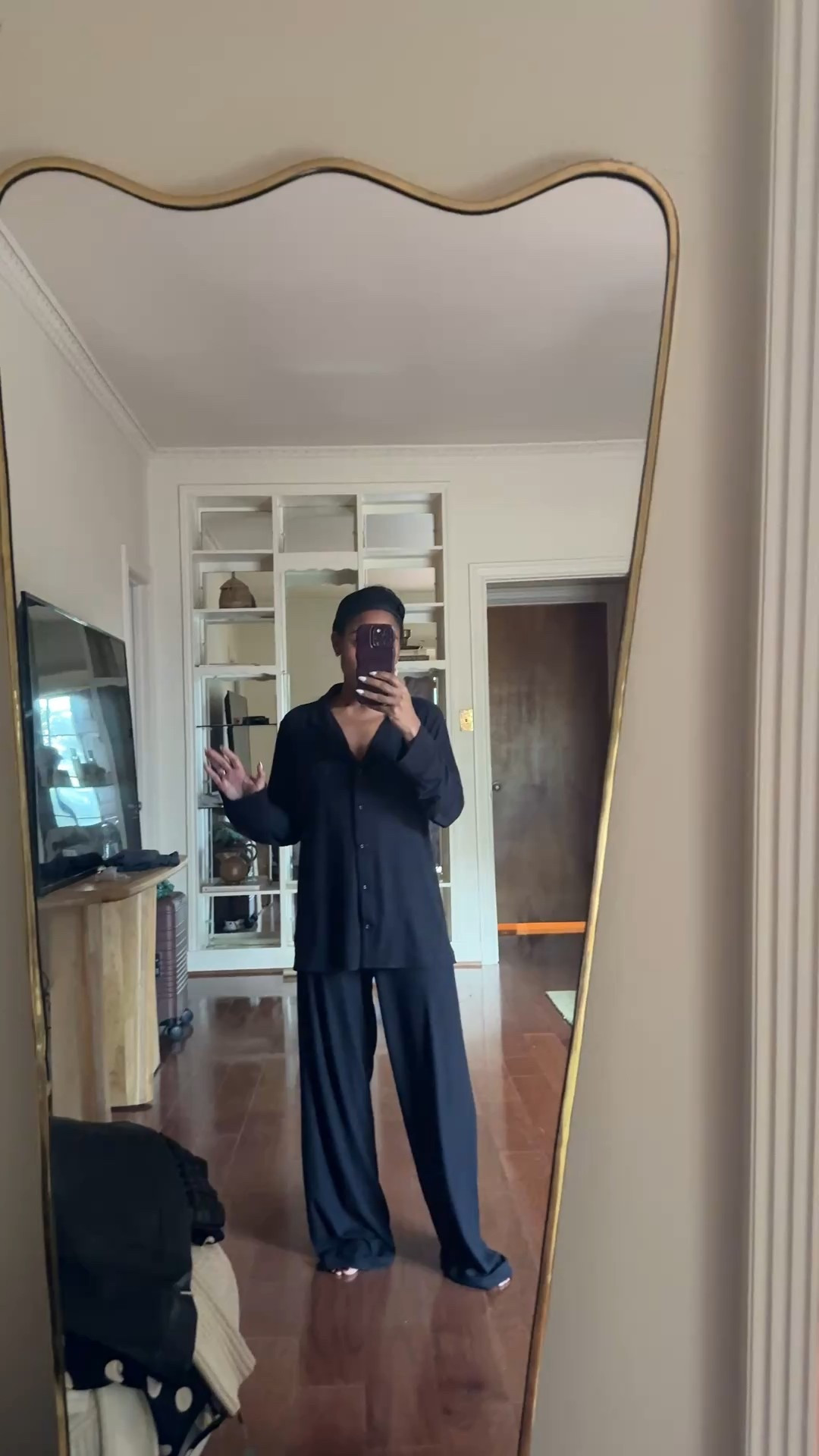 Black ribbed lounge pajama set 

#LTKgrwm #LTKmomlife #LTKdayinmylife