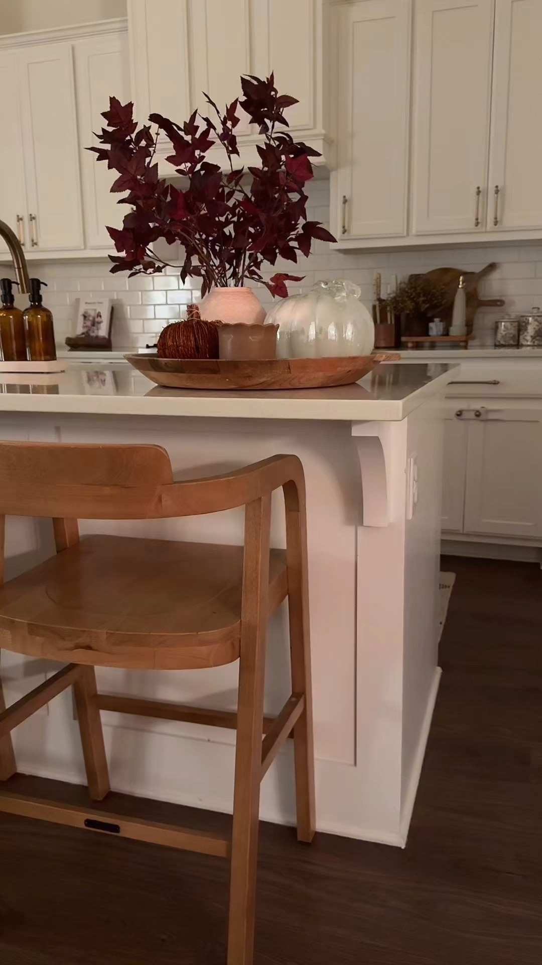 I love this little Fall set up on my island 🍂🍁

#LTKHome #LTKStyleTip #LTKSeasonal
