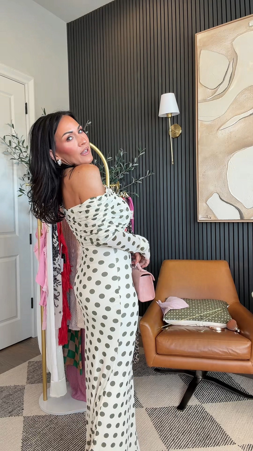 Babes… this dress is giving old Hollywood romance with a flirty little twist 🤍🖤

The off-the-shoulder neckline, the polka dots, the fitted silhouette… she understood the assignment. This is one of those dresses that makes you feel instantly put together the second you slip it on. Add a cute little bag and heels, and date night just got a whole lot more fun. ✨

Wearing a size small

5’2” • 130 lbs • 34DD • 25” waist

#PetiteFashion #Over40Style #DateNightOutfit #AmazonFashion #PetiteFriendly