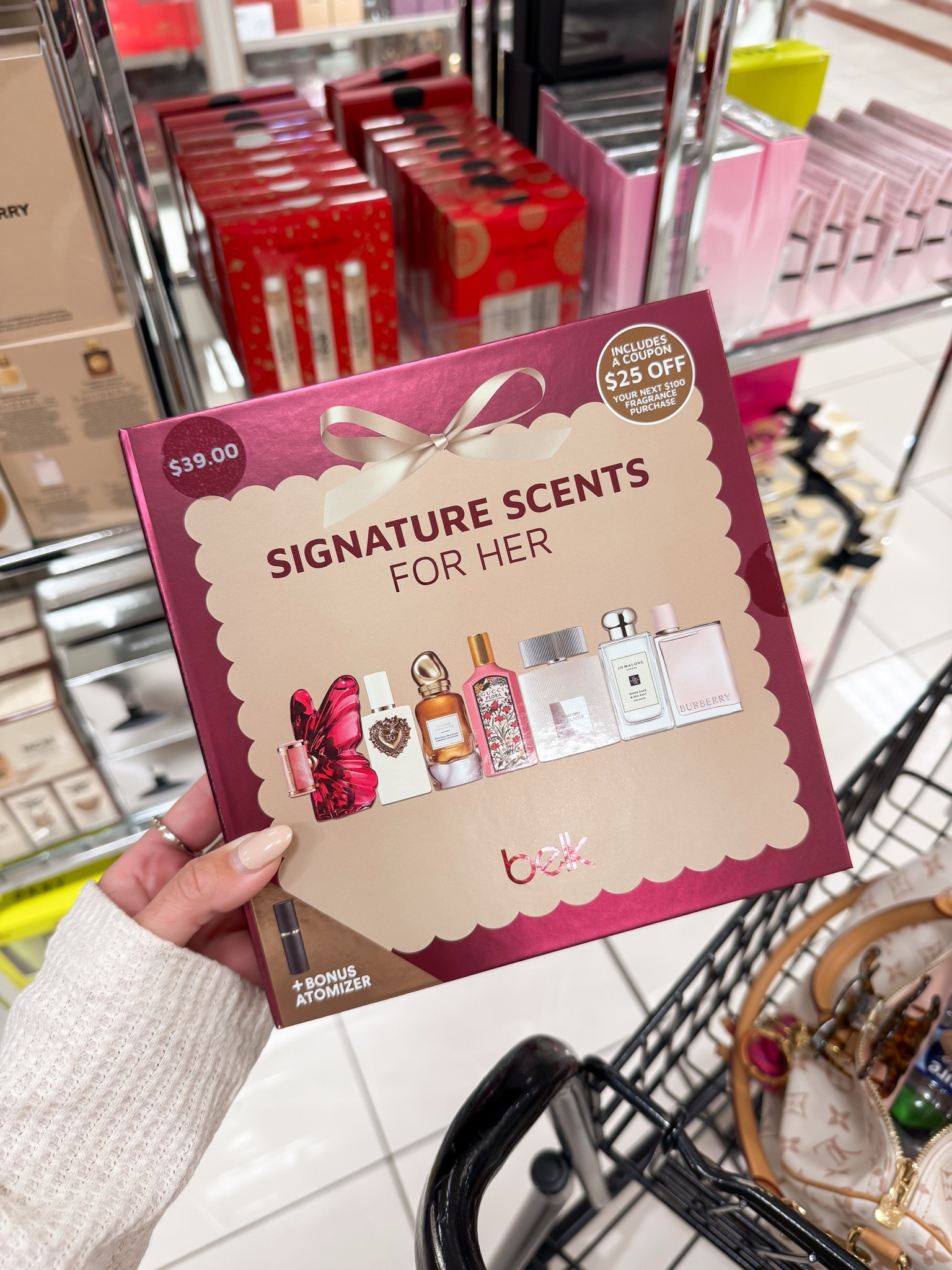 Picked up these new scent testers from @belk - great gift idea! Can’t believe holiday sets are out!