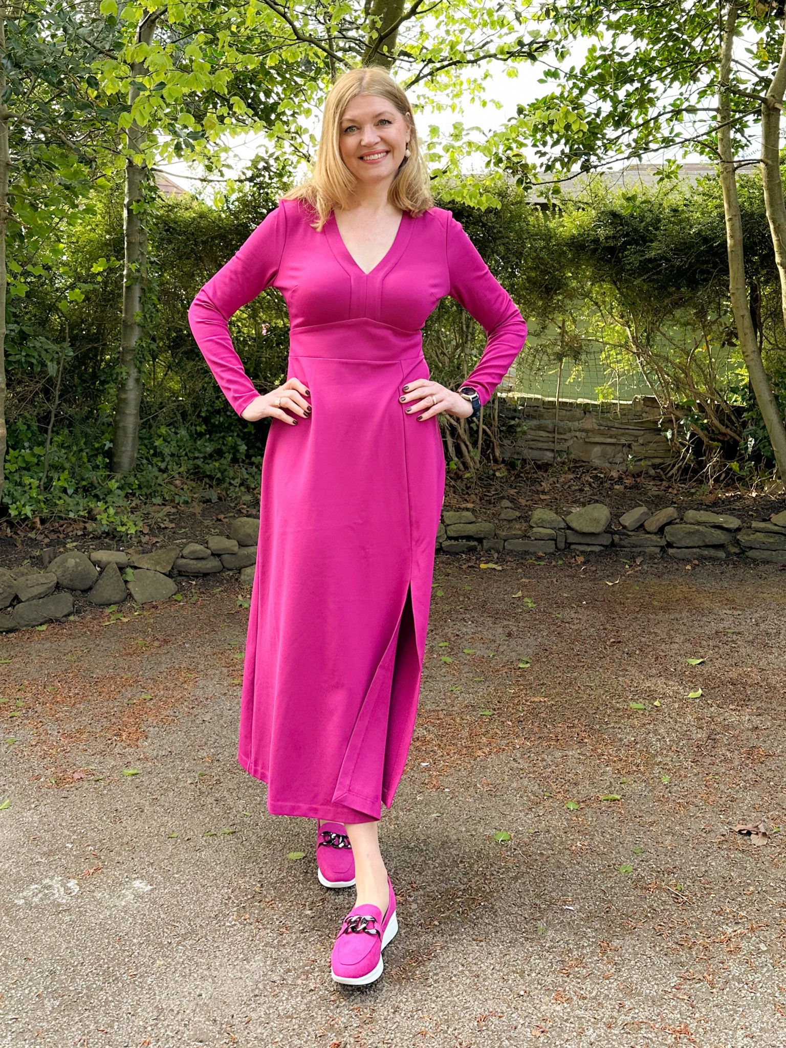 Workwear. Pink ponte midi dress. Modest dressing. Office wear. Desk tk drinks. Over 40. Over 50. Work wardrobe  

#LTKeurope #LTKworkwear #LTKover40