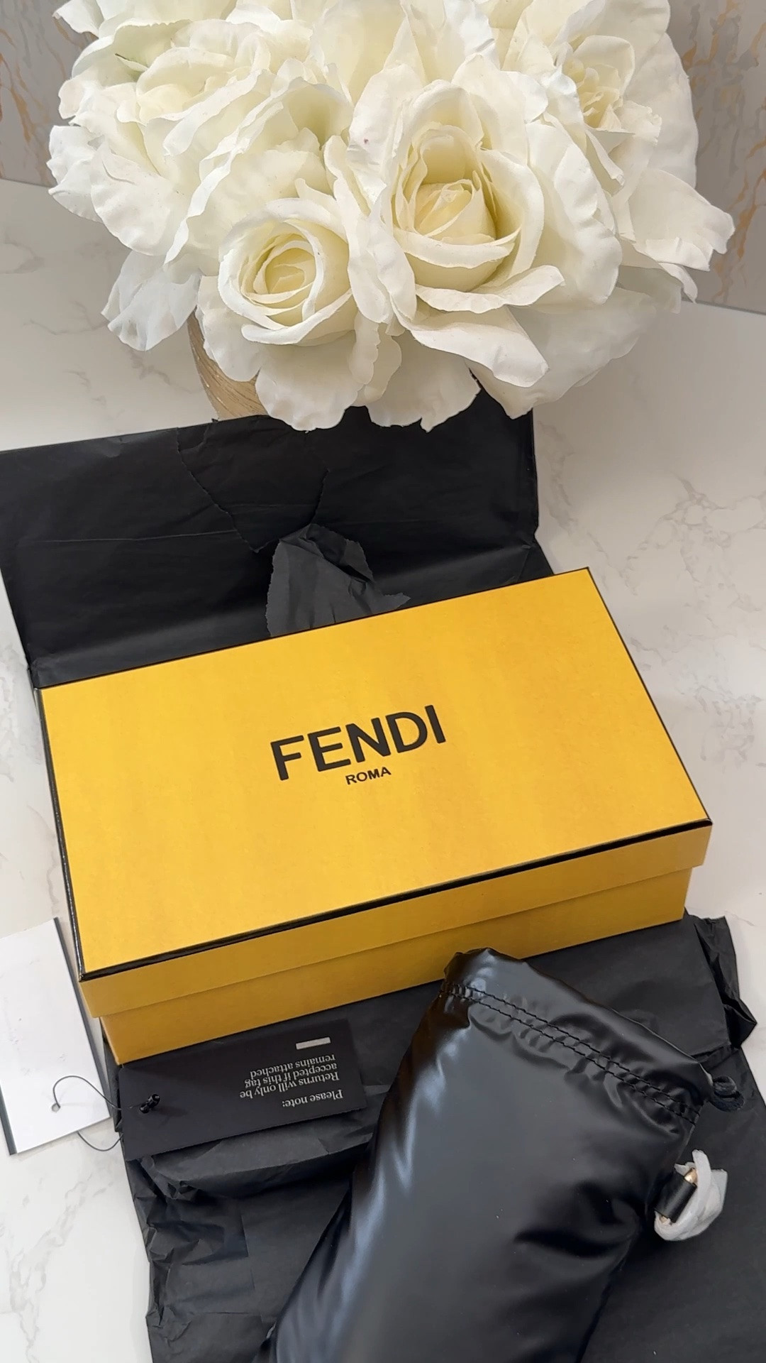 Unboxing my @Fendi First Crystal Embellished Oval sunglasses,😎🖤

Would you wear these? 

#LTKEurope #fendi #sunglasses

#LTKSaleAlert #LTKSeasonal