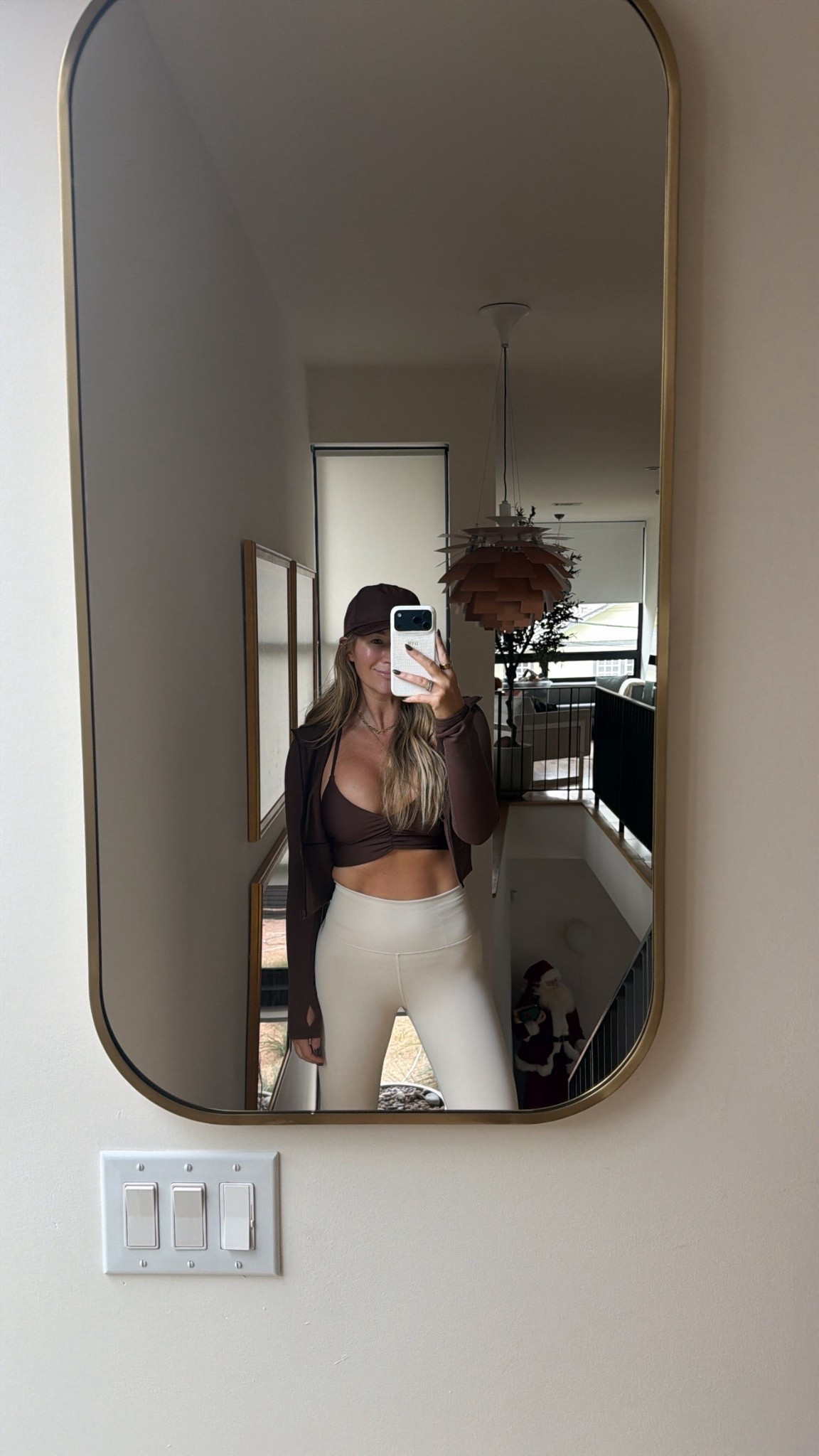 Alo yoga 🤎

New from Alo yoga in brownstone workout look casual ootd 

#LTKfitnessgoals #LTKActive #LTKootd