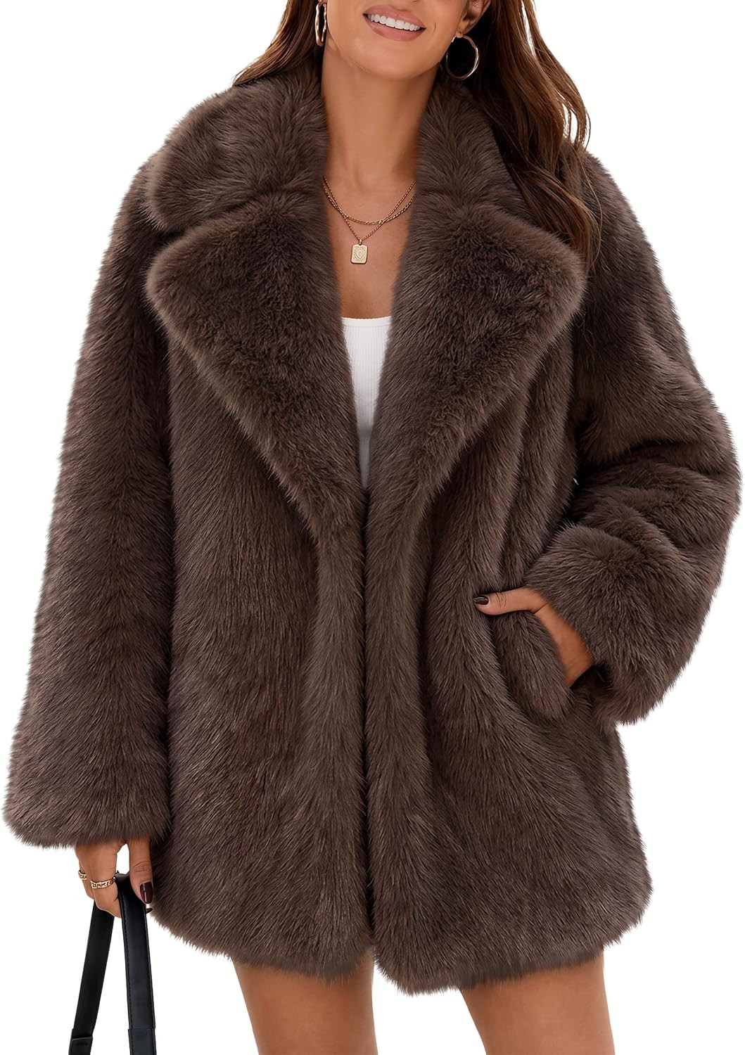 Trendy Queen Women's Faux Fur Coat Winter Clothes | Amazon (US)