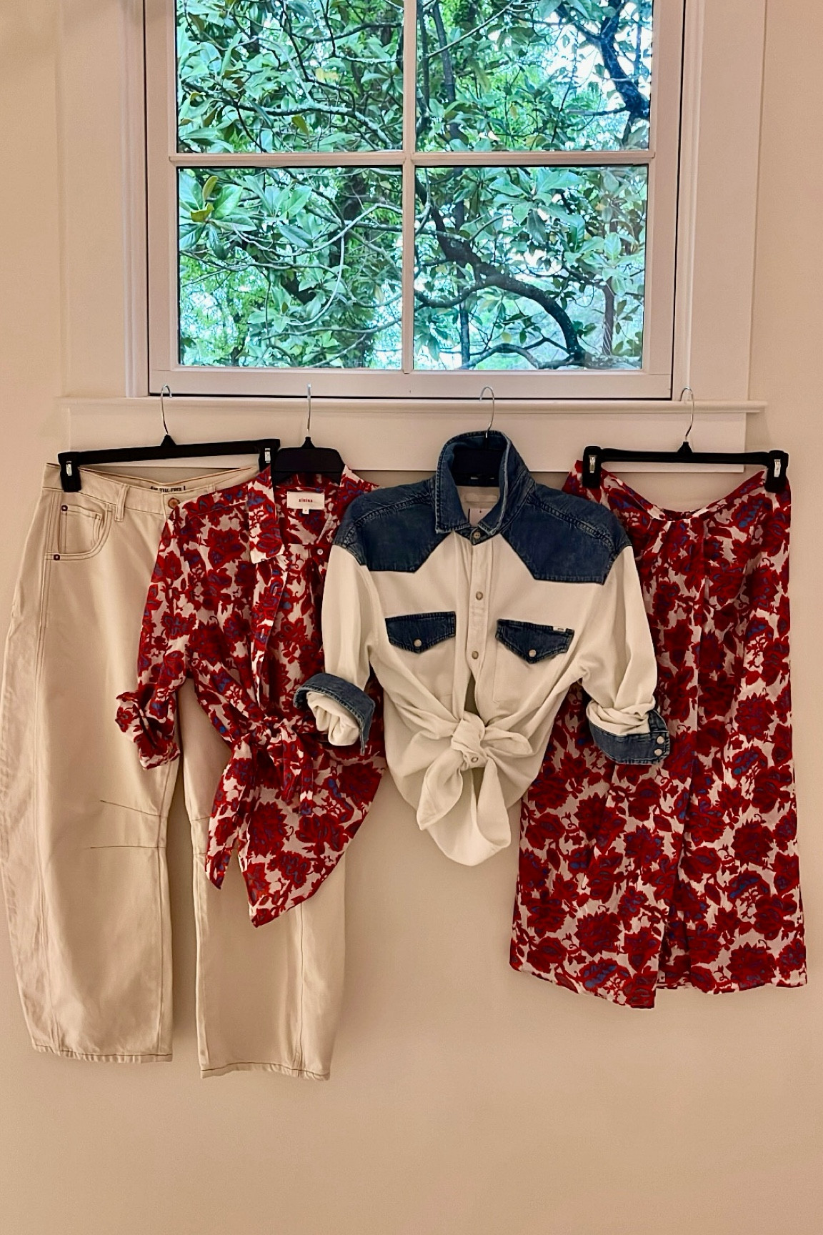 Mix & match pieces ❤️❤️❤️❤️


#LTKstyletip #LTKparties #LTKFestival