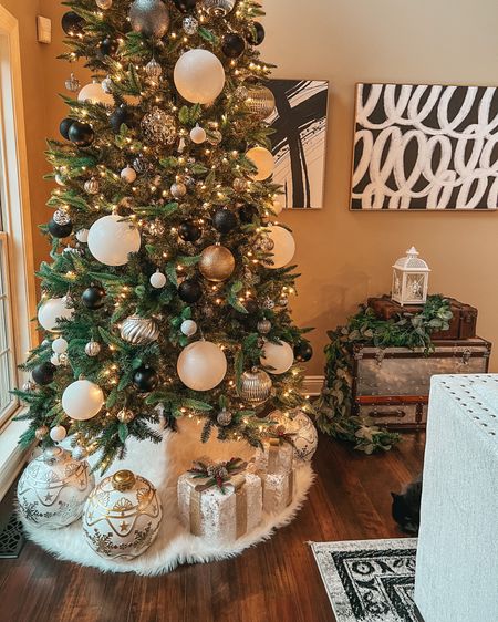 Christmas tree. Holiday home decor. Christmas living room decor. Black and white Christmas tree decor. Garland 

#LTKHoliday #LTKSeasonal #LTKhome