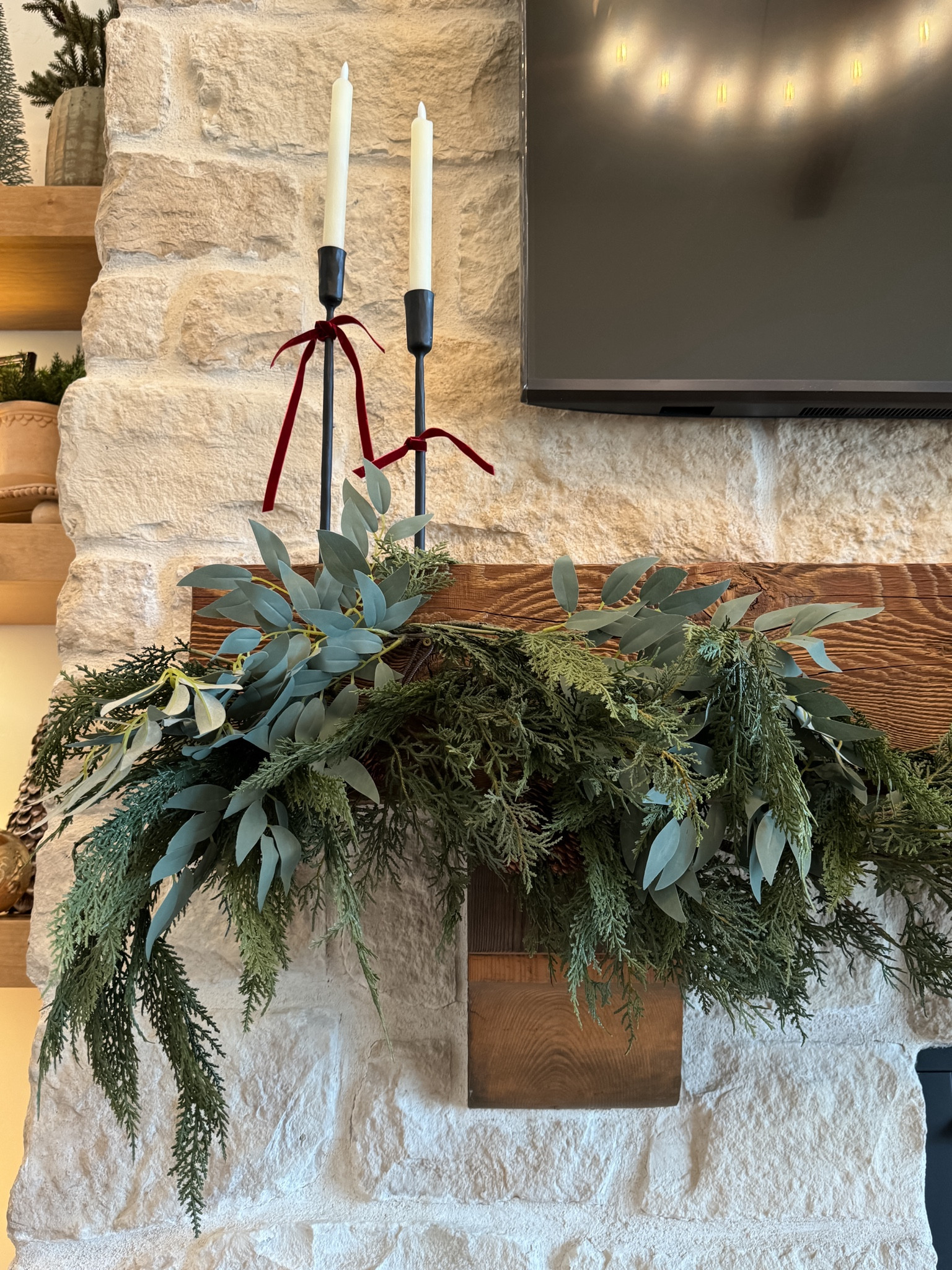 Obsessed 😍 with this garland!!! 

#LTKHome #LTKHoliday #LTKSeasonal