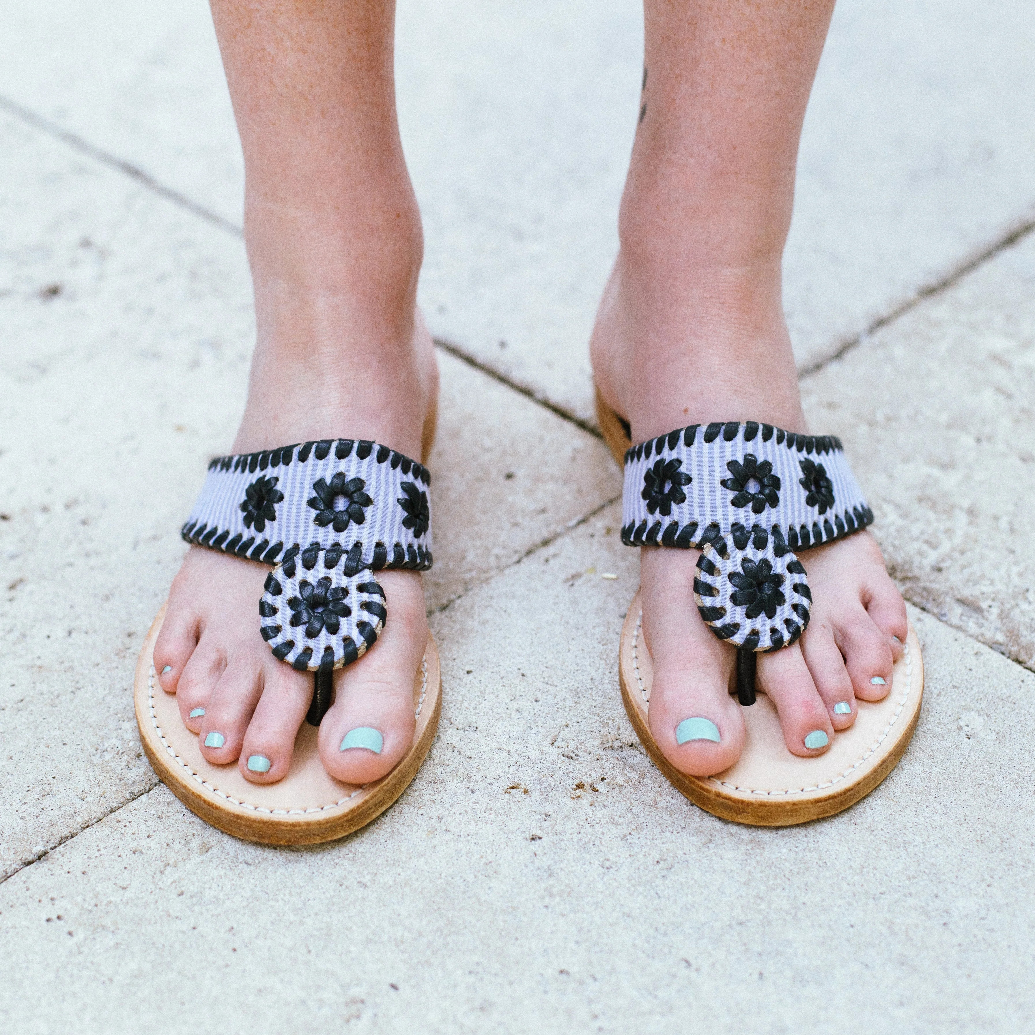 PB Navy Seersucker / Navy | Palm Beach Sandals