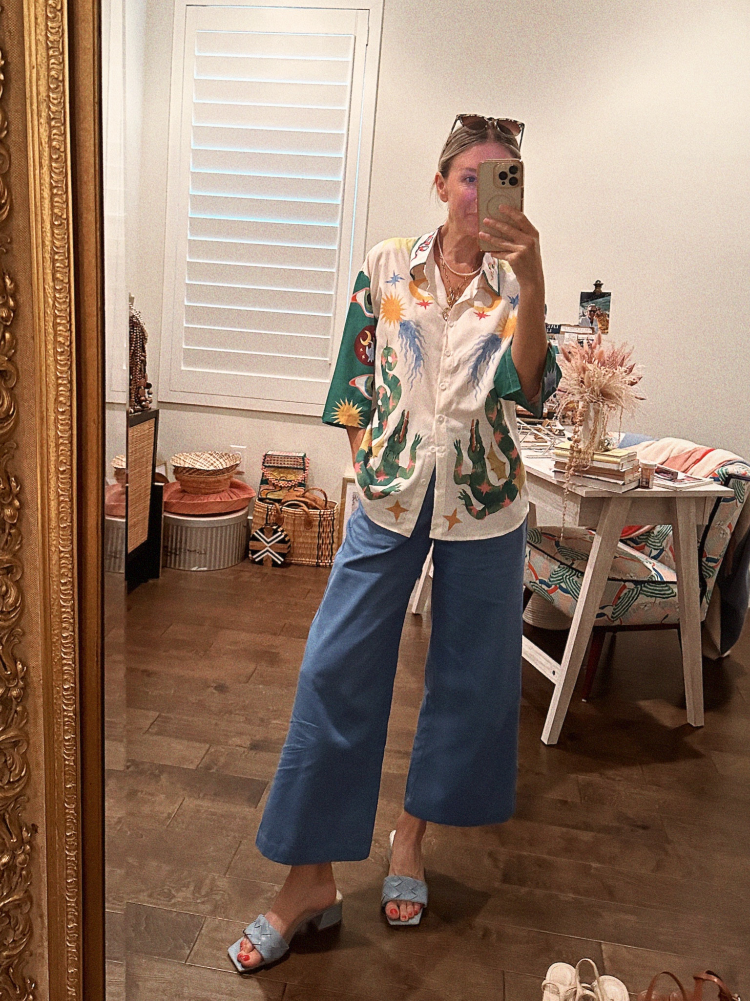 Another $25 find! This is a super duper for an Alemais set. The quality is good and will look great with shorts too. Or the matching pants. 

#LTKStyleTip #LTKOver40 #LTKFindsUnder50