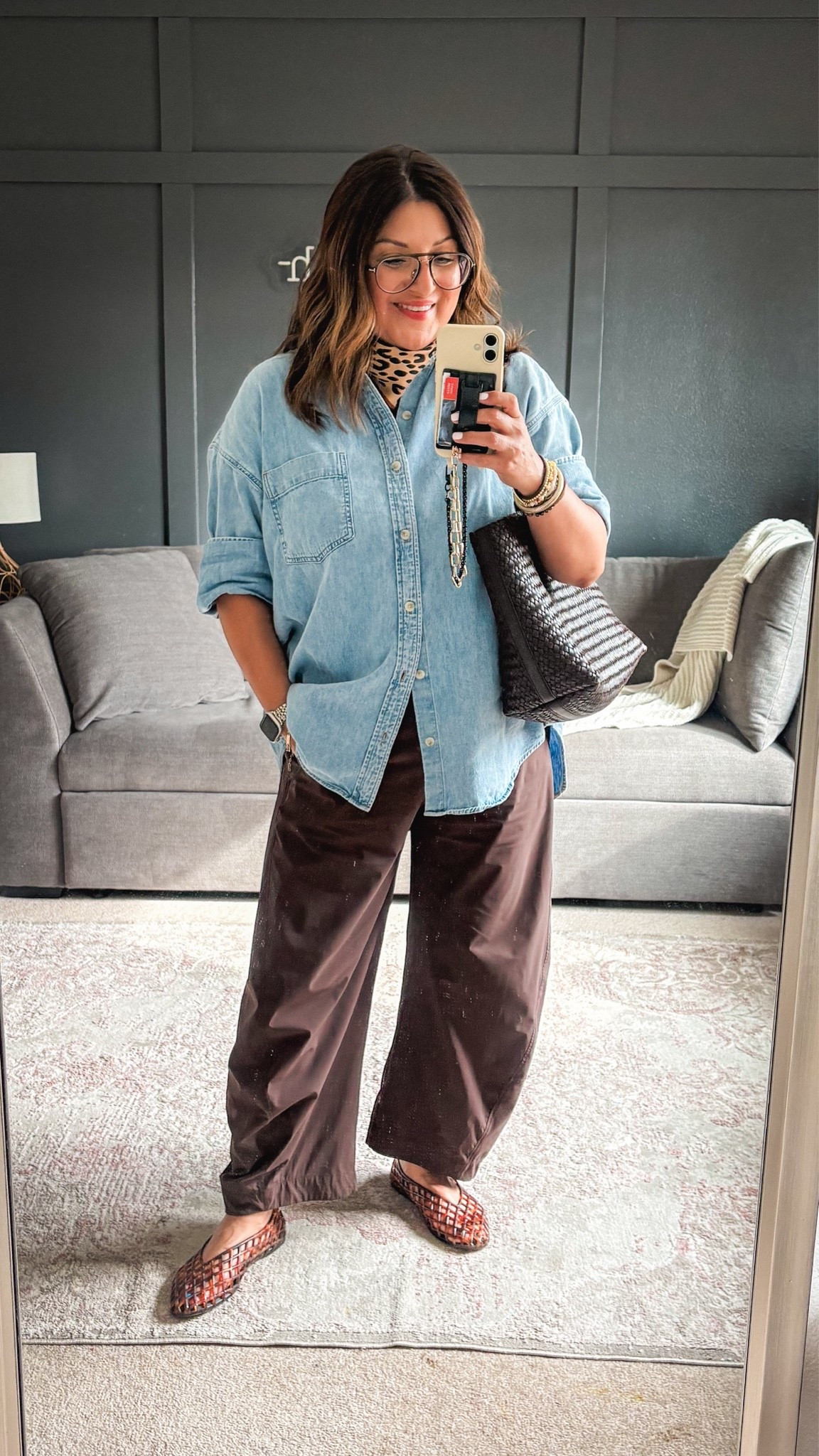 Ootd
Aritzia oversized denim shirt - L 
Ruti pants - 14
Dolce Vita jellies
Amazon scarf
Madewell tote
@Ruti @Aritzia @Madewell

#LTKMidsize #LTKOver40 #LTKootd