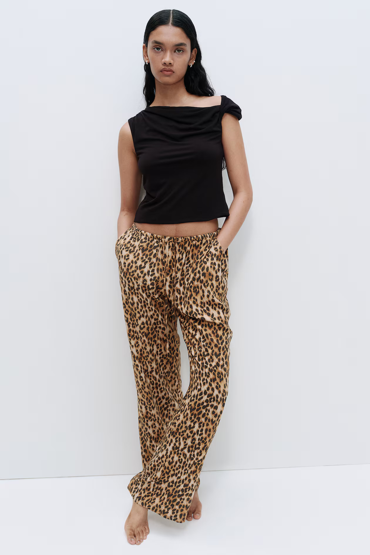 Low-Waist Drawstring Pants - Low waist - Long - Beige/leopard print - Ladies | H&M US | H&M (US + CA)