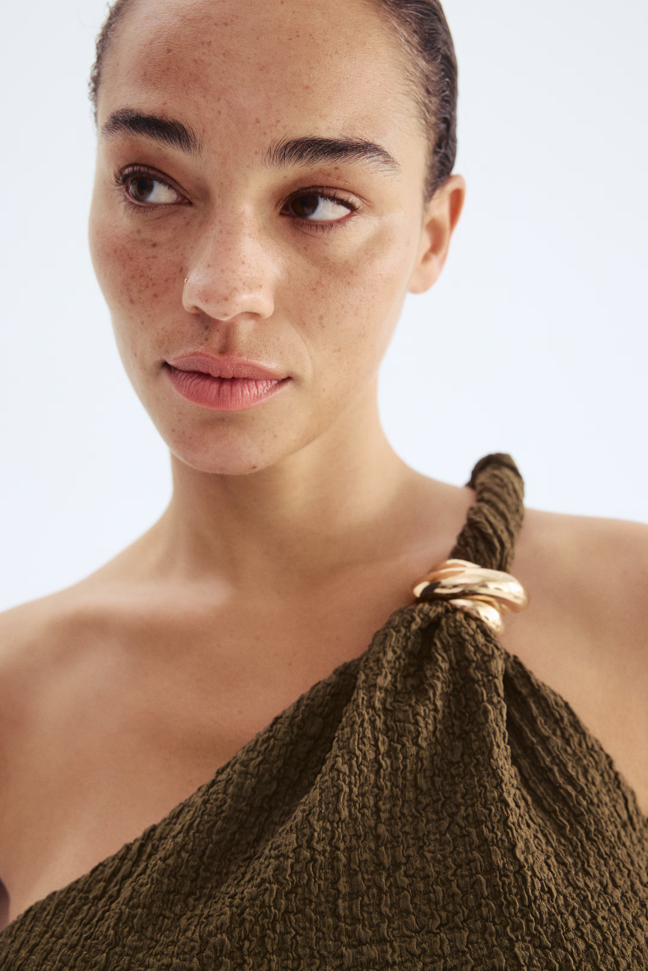 One-shoulder top | H&M (UK, MY, IN, SG, PH, TW, HK)