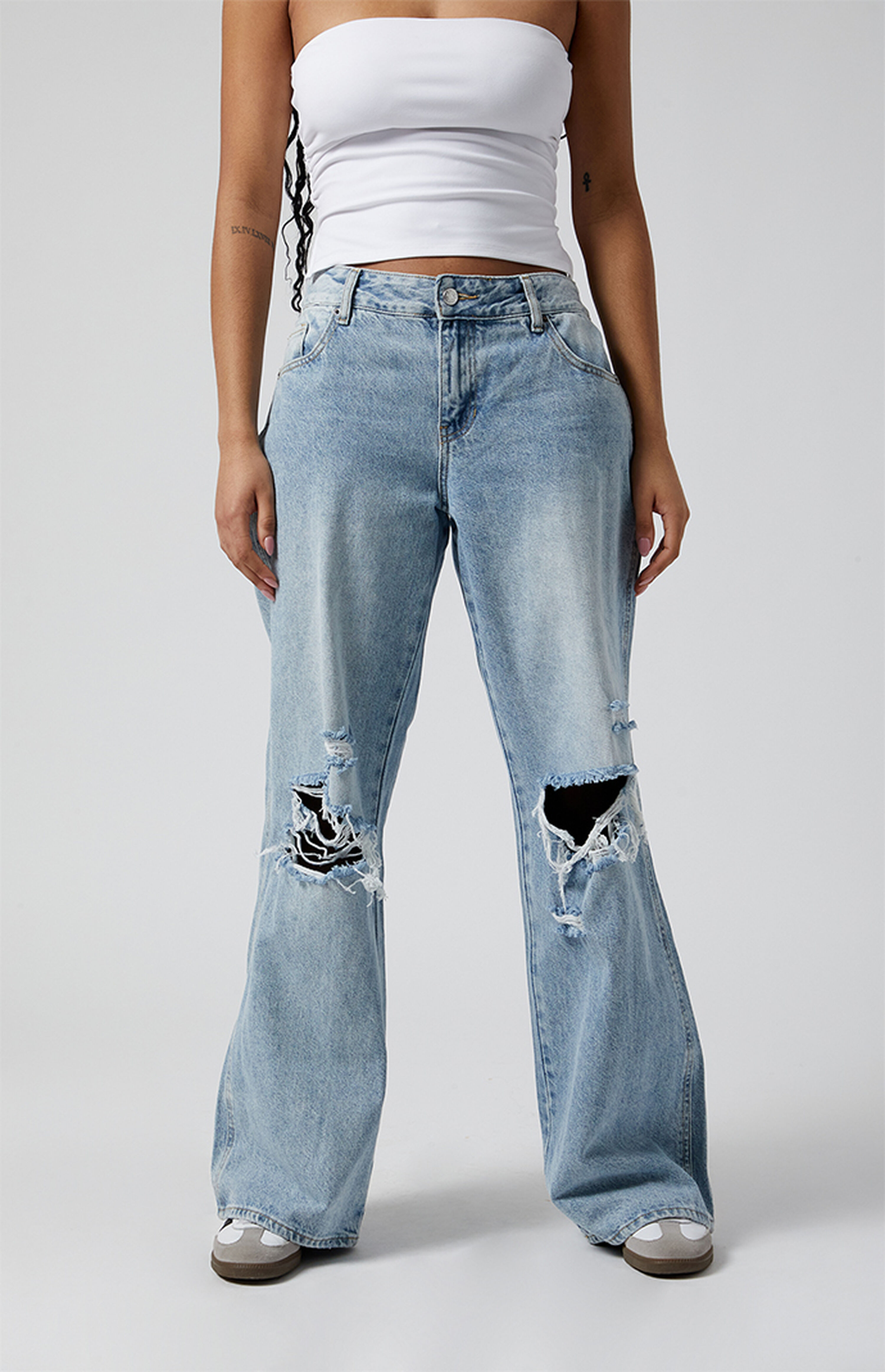 PacSun Casey Ripped Knees Low Rise Baggy Jeans Medium Indigo | PacSun