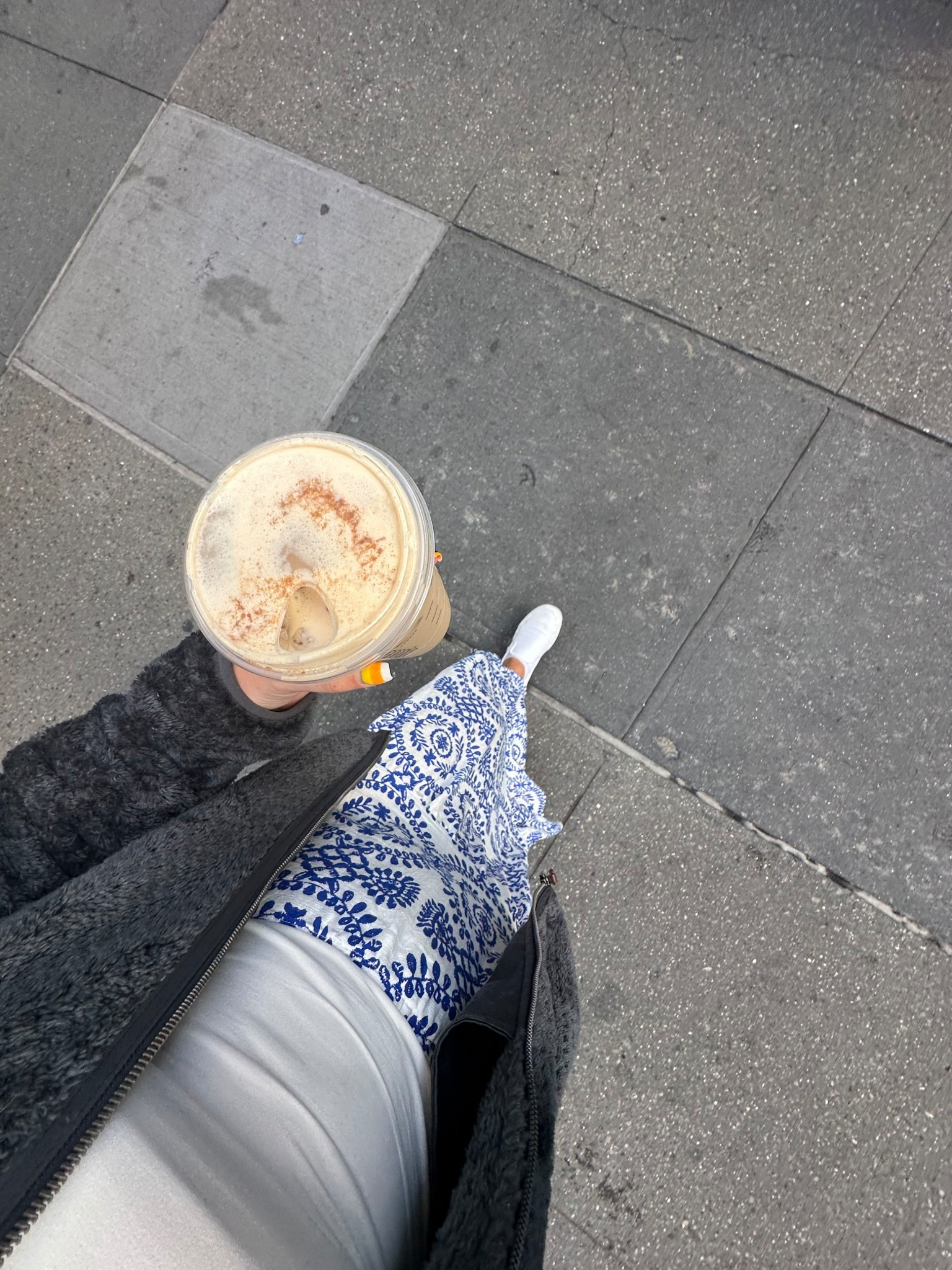 Walk to work 💻🚶🏼‍♀️

#LTKFindsUnder100 #LTKStyleTip #LTKWorkwear