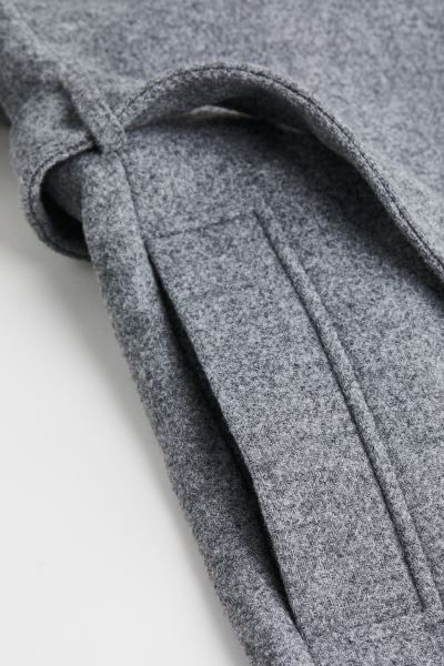 Mantel mit Bindegürtel | H&M (DE, AT, CH, NL, FI)