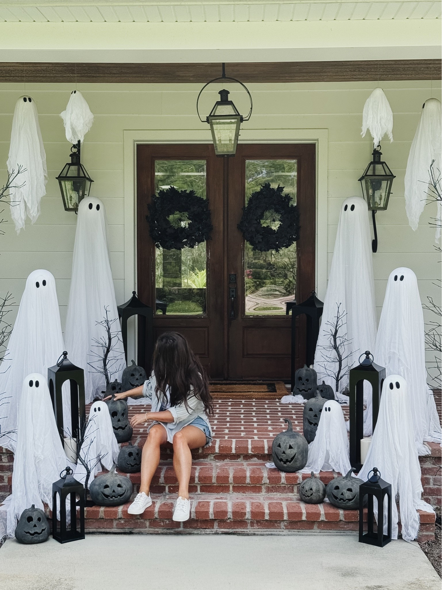 It’s almost the most Boooooo-tiful time of year again 👻 For those who like to shop early, the Boooooo Family is back in stock!

Halloween, fall, front porch, home decor, decorating for fall, lit ghost, pumpkins

#LTKHome #LTKSeasonal #LTKU
