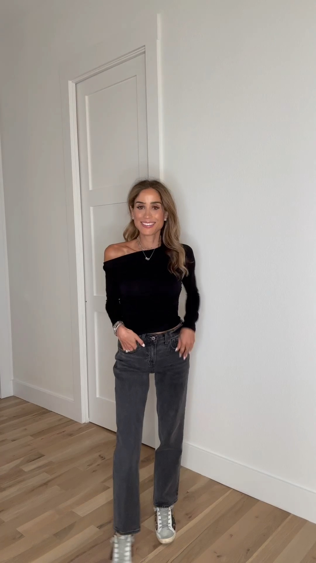 Black off shoulder stretchy top perfect for the holidays or date night wearing size xs dark grey jeans size 23 x short 

#LTKFindsUnder50 #LTKFindsUnder100 #LTKSeasonal