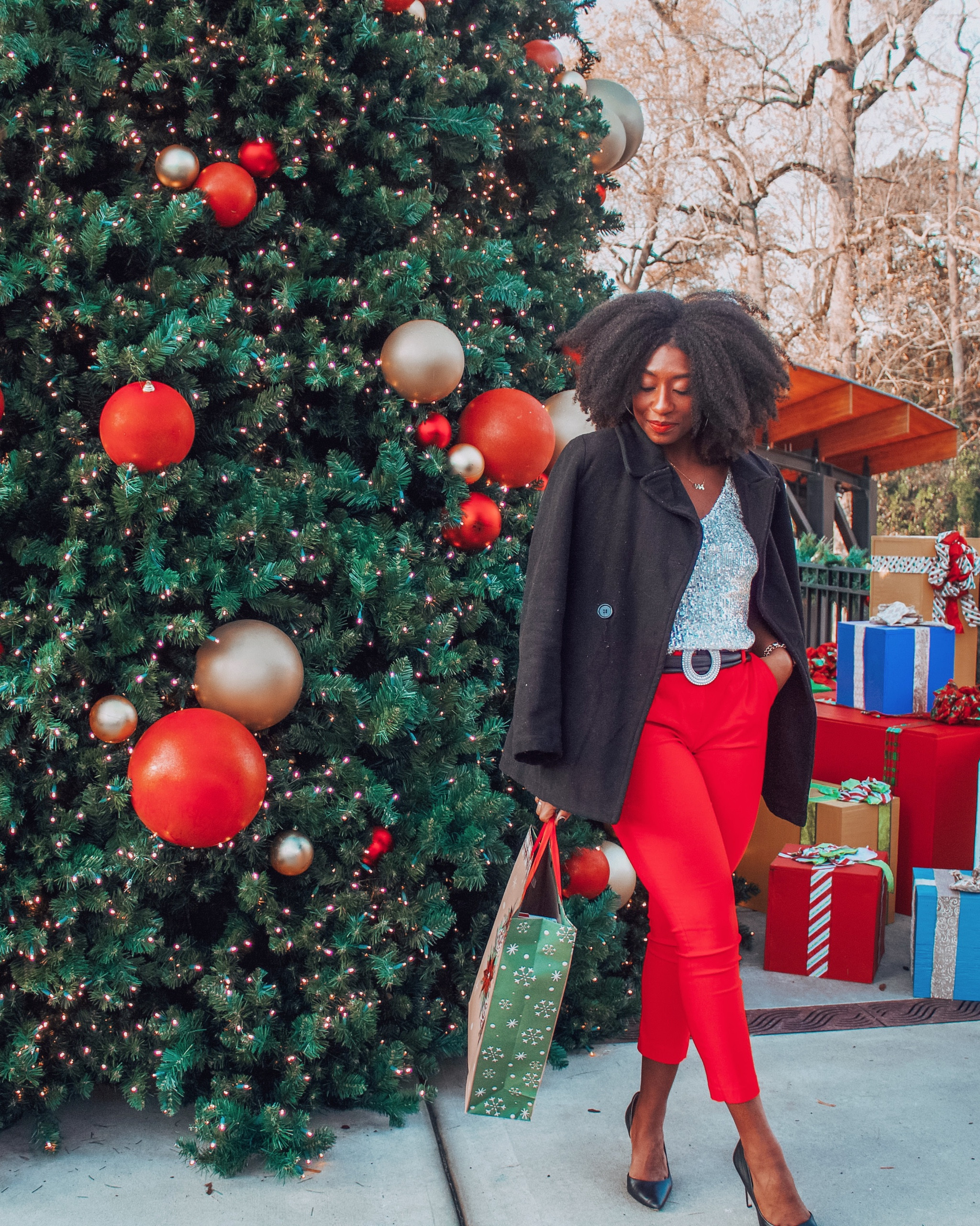 Holiday Office Party Idea ✨

Holiday outfit, cocktail party outfit, holiday look, Christmas party outfit idea, sparkly dress, sparkly top, Amazon finds, Amazon fashion 

#LTKworkwear #LTKSeasonal #LTKHoliday