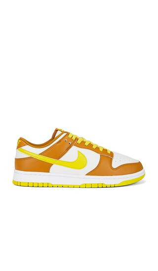 Nike Dunk Low Retro in White. - size 9.5 | Revolve Clothing (Global)