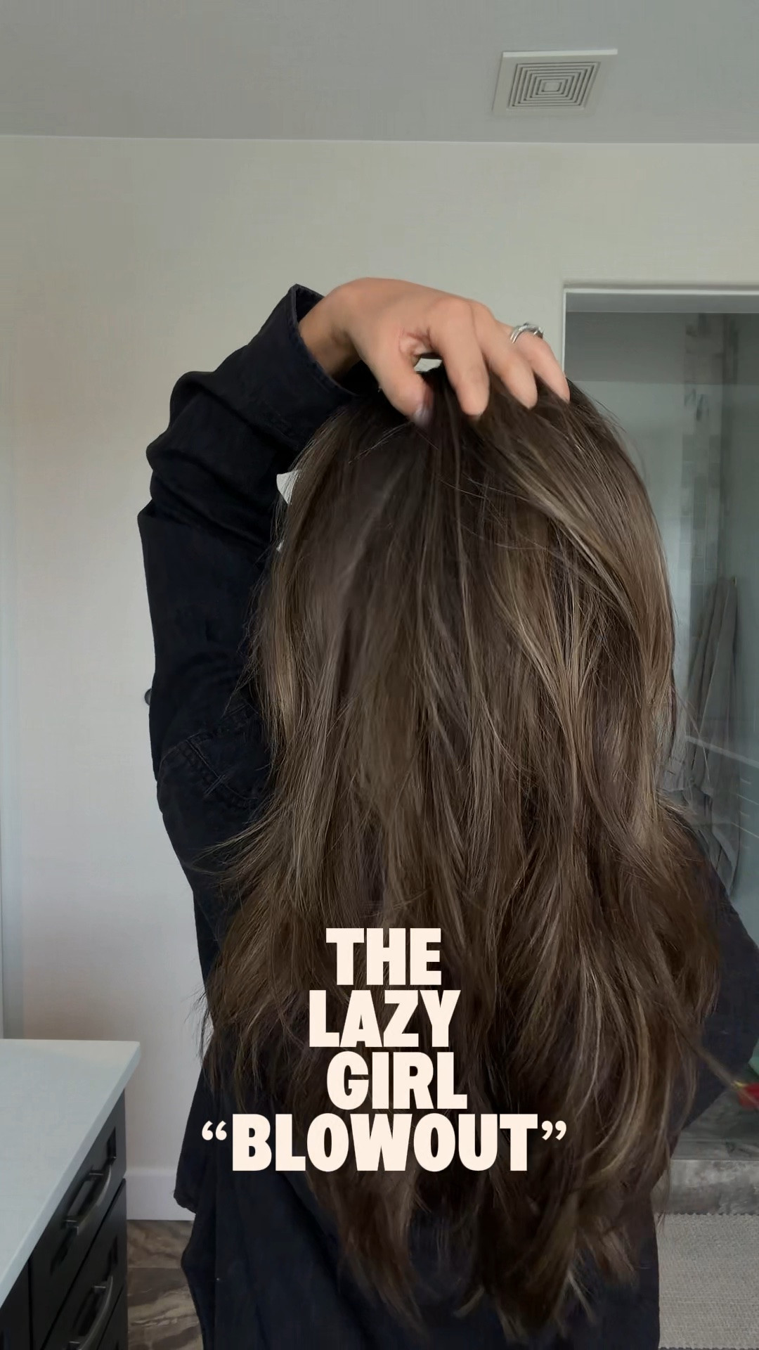 when I want a little bounce to my hair but only have 10% effort (and 10 minutes) to give 😂