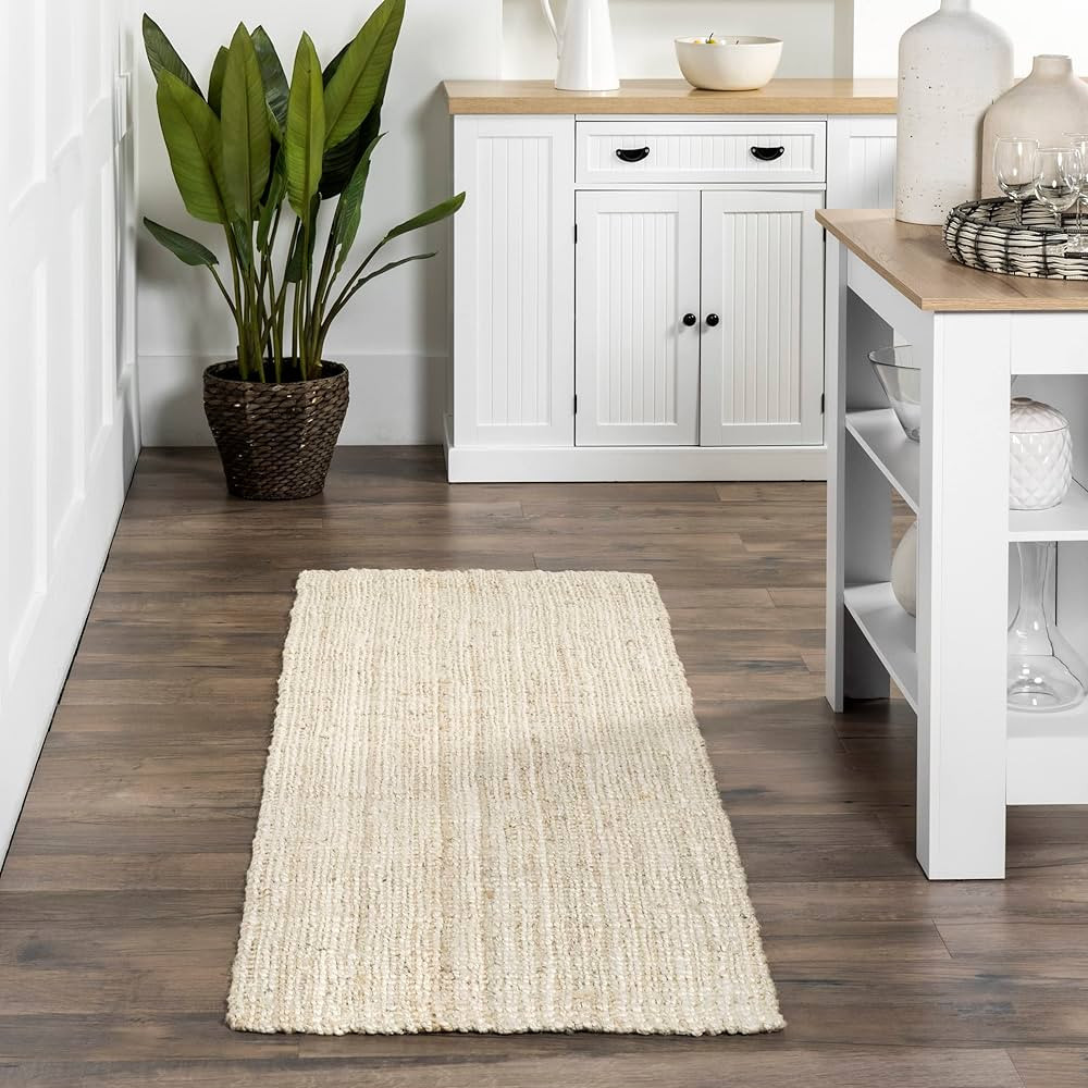 nuLOOM Ashli Solid Farmhouse Jute Runner Rug, 2' 6" x 8', Off-white | Amazon (US)