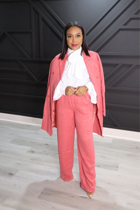 The perfect pink suit for fall💕unfortunately my top is sold out 😭 

Blazer is TTS and pants run a little small. For reference, I’m 5’1 and I’m wearing a small in all pieces. 

#LTKstyletip #LTKworkwear #LTKunder100