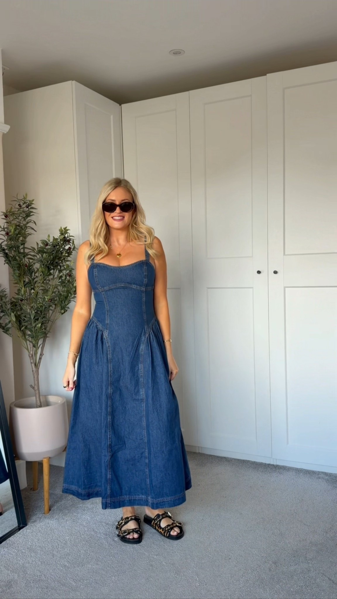 H&M denim dress 💕 free NDD until 9pm!

#LTKuk #LTKspring