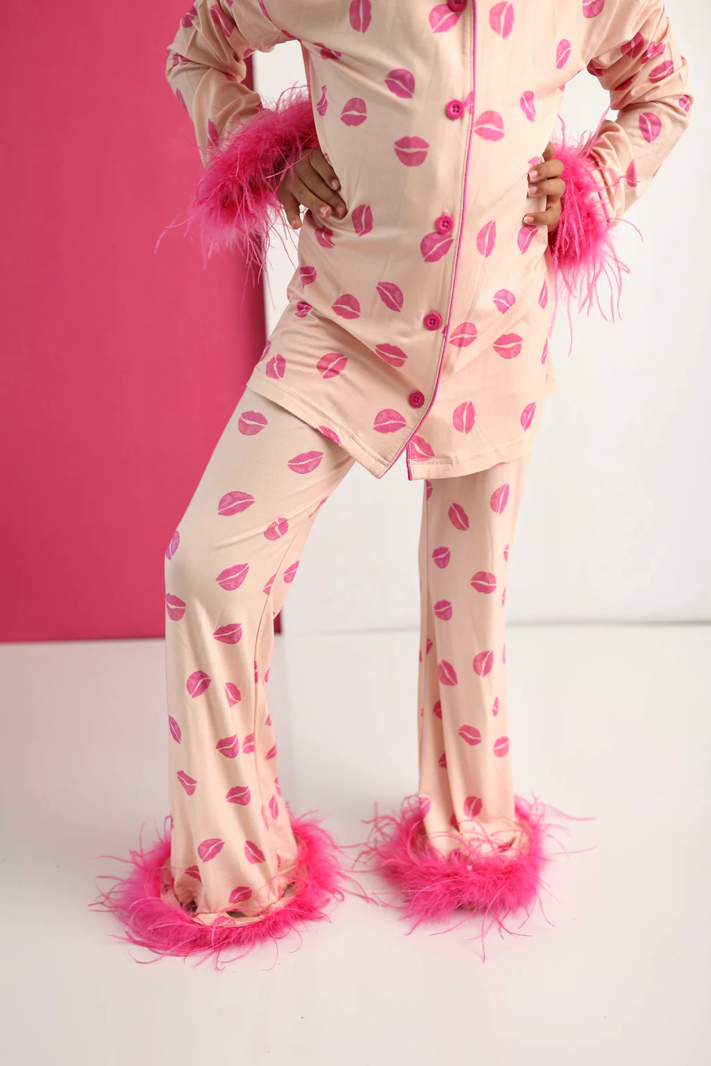 PUCKER UP GIRL'S FLARE FEATHERED DREAM SET | Dream Big Little Co.