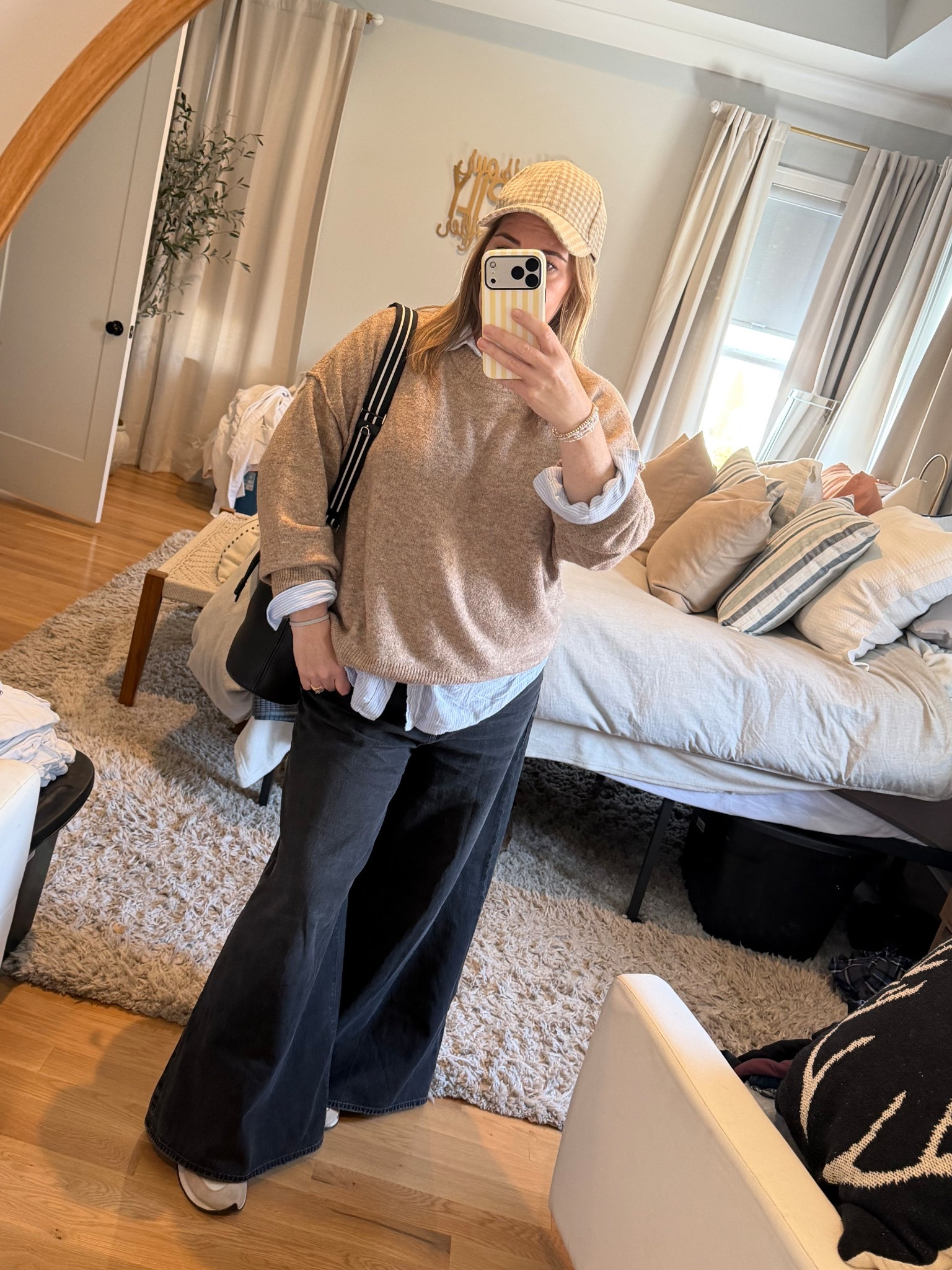 Perfect comfy ootd for running errands 🧢 

#LTKootd #LTKOver40