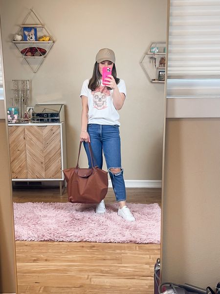 Casual ootd 
Size medium tee
Size 26 jeans (one size up from true size for high rise)

Sassy Queen boutique  (CHRISTINAONAIR to save!) 
Graphic tee 
Abercrombie jeans 
Longchamp tote 

#LTKstyletip #LTKfindsunder50