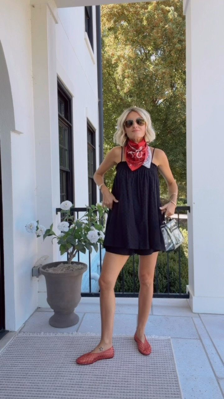 Who else is ready for gameday? Love this little set for an easy throw on look! Wearing XS

Loverly grey, matching black set, women’s gameday outfit ideas, uga gameday outfit inspo

#LTKSeasonal #LTKootd