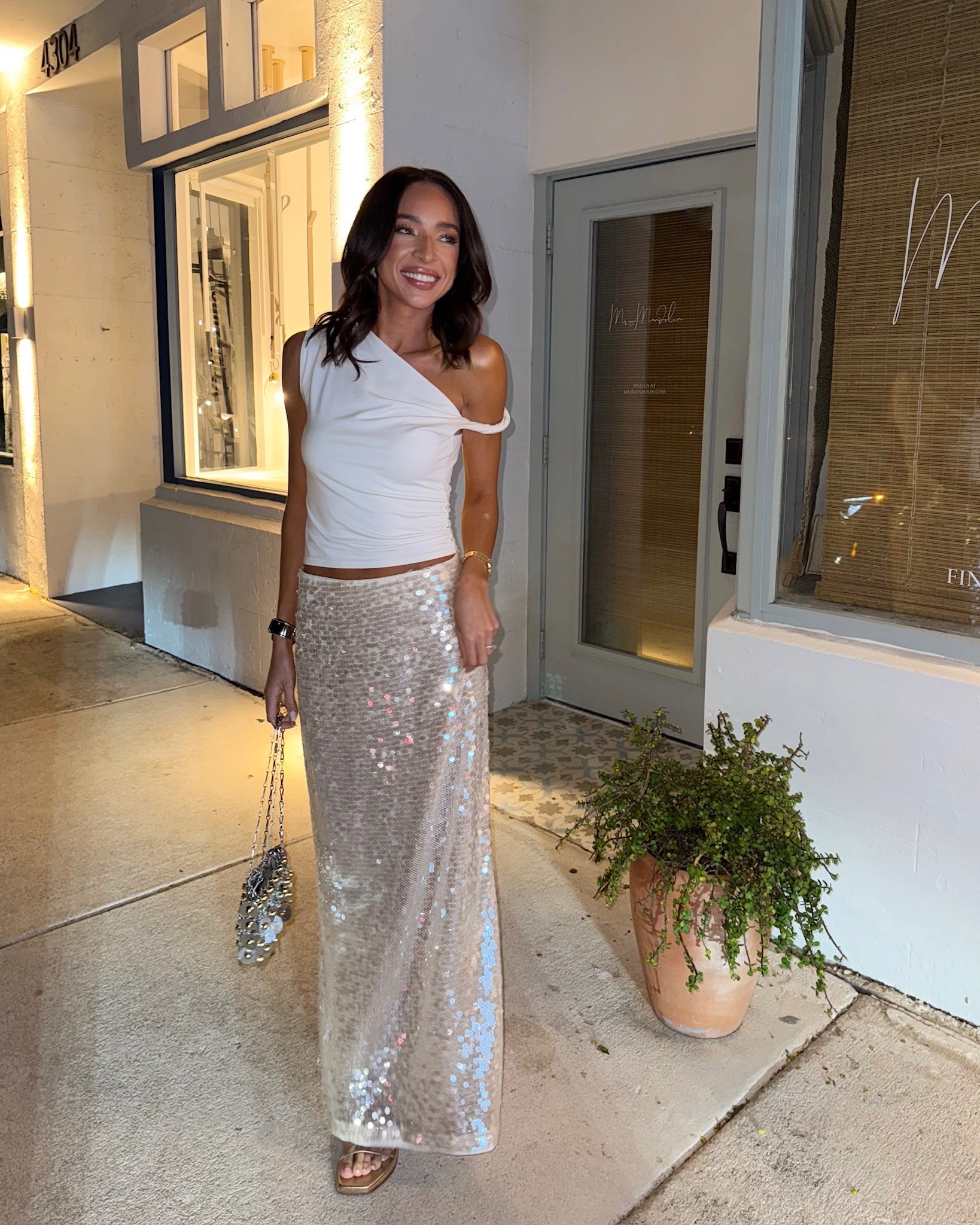 Miami outfit ✨ Wearing size XS top and size XS sequin skirt. Wearing shade Nude in lip liner and peachy beige in gloss 

Vacation outfit 
Resortwear 
Dinner outfit 
Girls night outfit 

#LTKTravel #LTKFindsUnder100 #LTKSeasonal