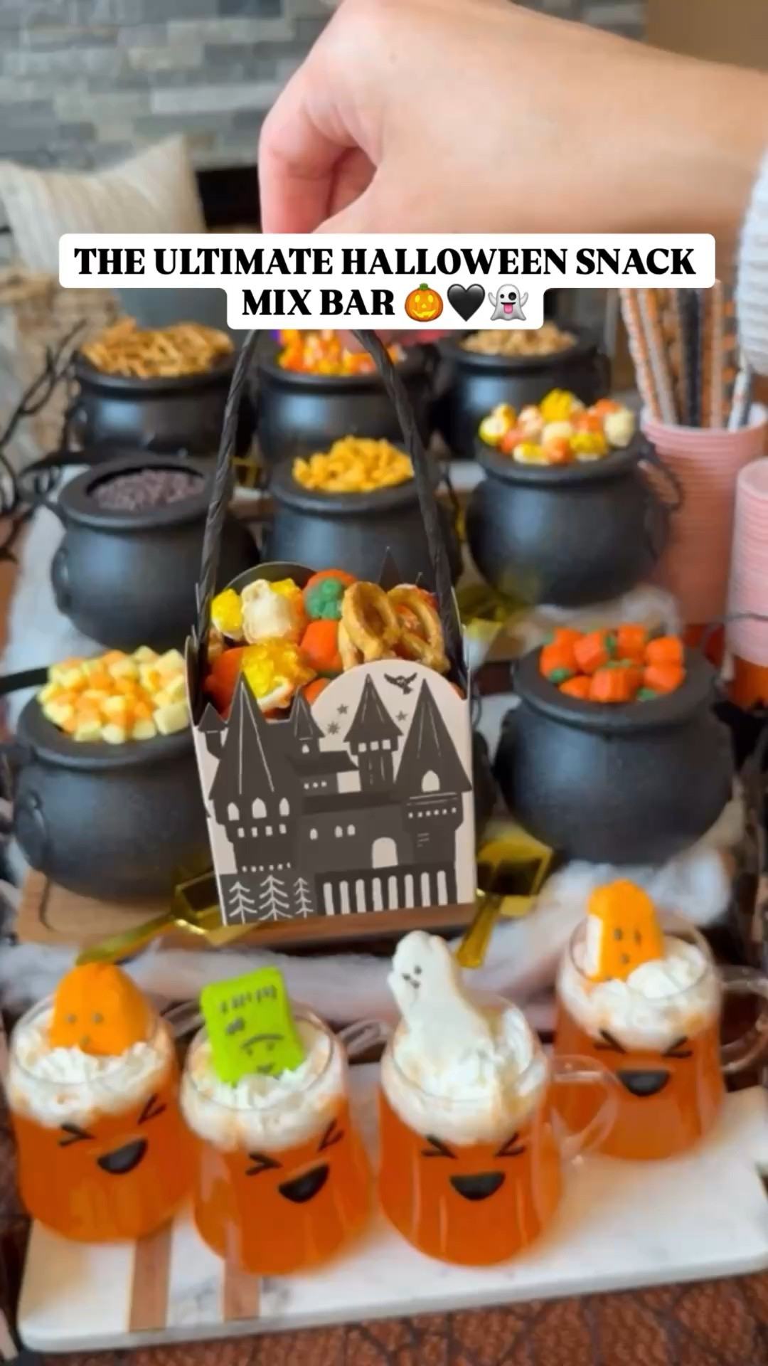 Ultimate Halloween Snack Mix Bar 🧡🎃🖤

#LTKfoodie #LTKSeasonal #LTKHome