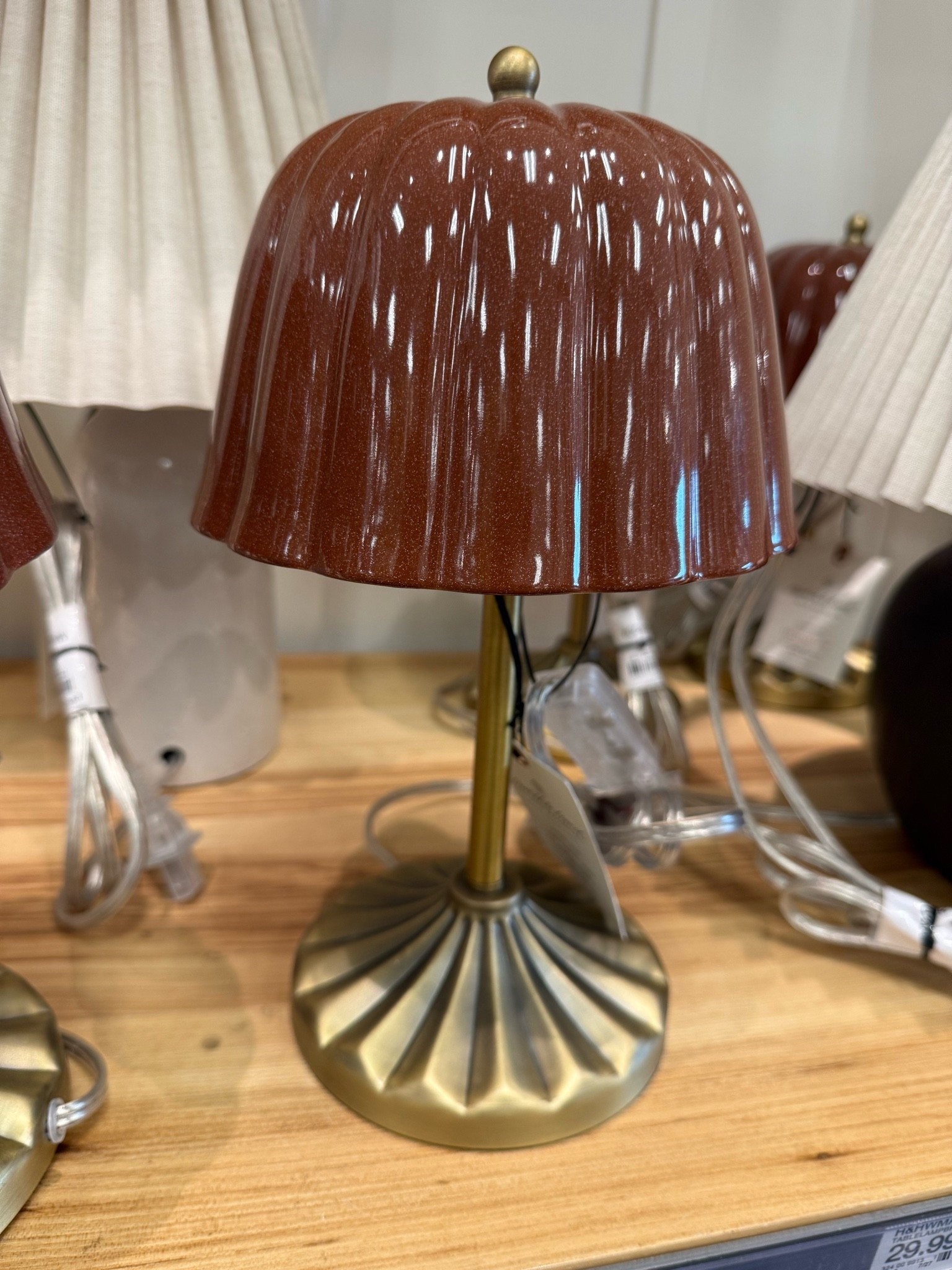 The prettiest lamp for fall! I love the vintage look