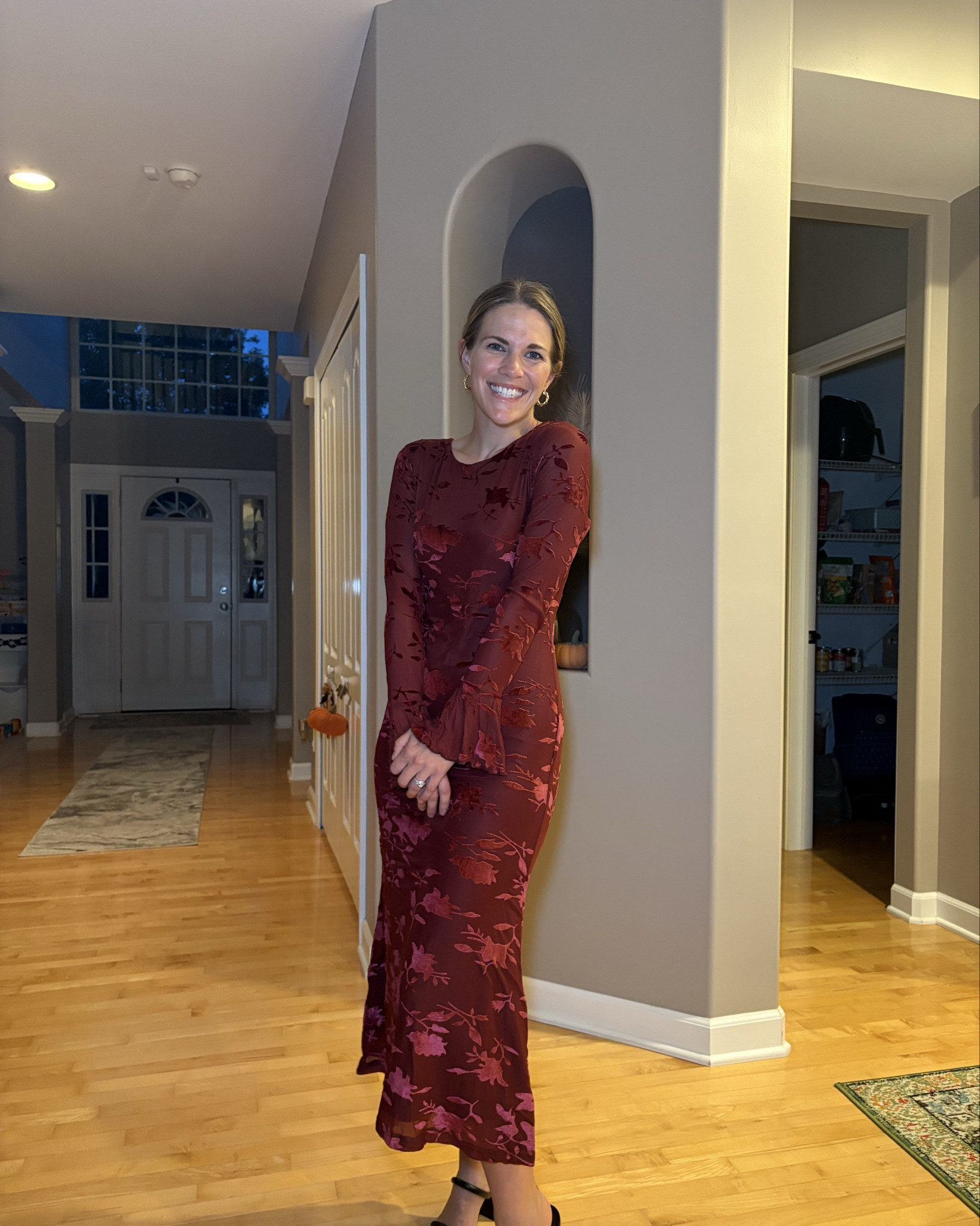 The perfect fall dress ❤️ I’m loving the color and details on this one!

Wearing a size small!

#LTKFindsUnder50 #LTKSeasonal #LTKStyleTip