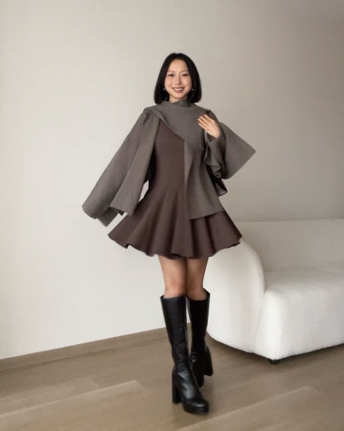 its cape coat seasonnnn🤎💫


winter outfit knee high boots cape coat zara finds scarf coat fall outfit inspo#LTKHoliday

#LTKFindsUnder100 #LTKootd