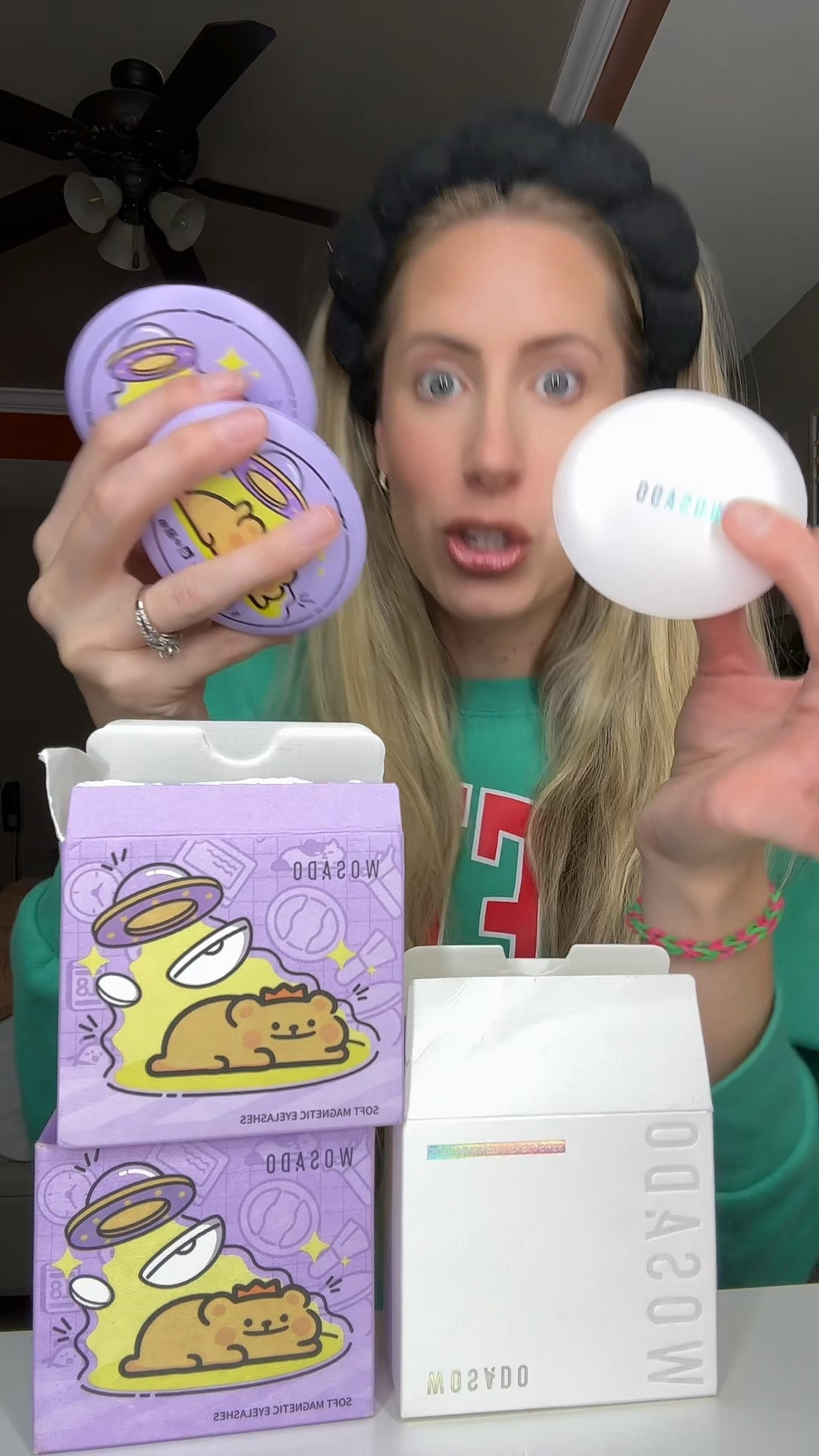 We have magnetic lashes been my whole life??? This is the perfect gift for any beauty lover!

Magnetic lashes, magnetic eyelashes, gifts for her, gift ideas for her, eyelashes, mascara, long eyelashes, lengthening, eyelashes, beauty, lover, beauty, lover, gifts, make up lover, makeup, lover gifts, Wosado, Wosado lashes, Wosado eyelashes 



#LTKBeauty #LTKCyberWeek #LTKGiftGuide