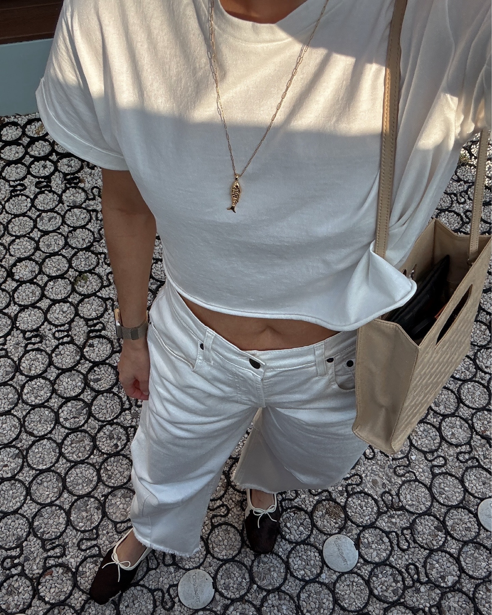 Tshirt: NATALIE15 for 15% off Shop with Belen
I wear size small (tts)
Jeans: I wear size 0 in Ruti (I’m typically size 26 jeans)
Shoes: MODE15 for 15% off (true to size or size up if in between) I’m an EU37 and got these in US7


#LTKStyleTip #LTKSaleAlert #LTKShoeCrush