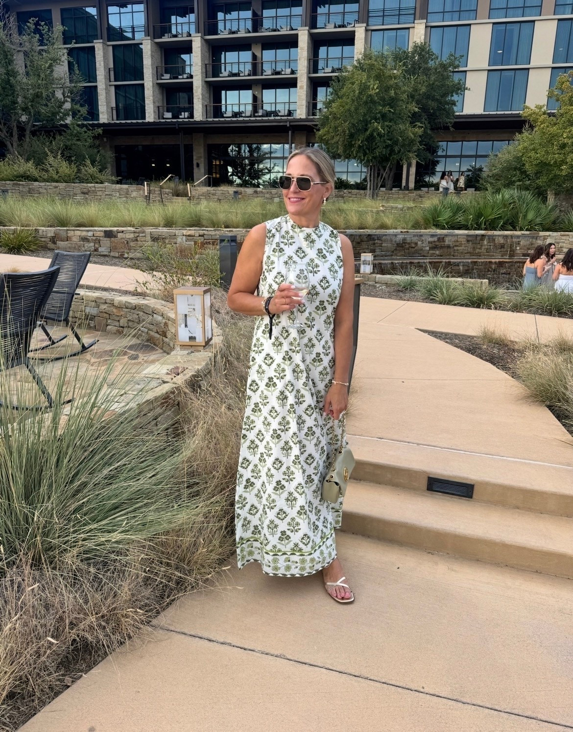 Obsessed with this dress! The pattern on it is such a standout! Plus, it’s so comfortable to wear during a sit down dinner!

#LTKOver40 #LTKootd #LTKMidsize
