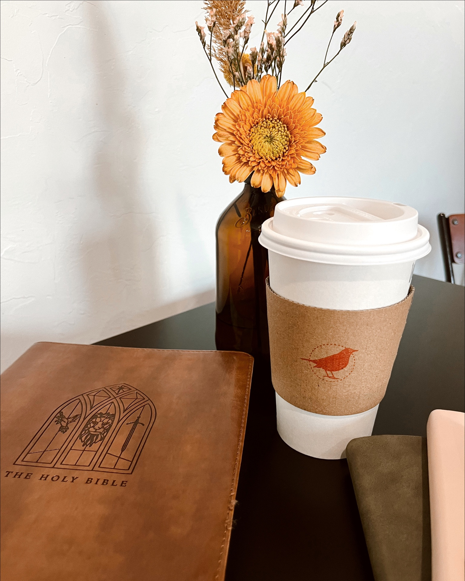 Bible study 🤎🙌🏽

#LTKhome #LTKGiftGuide #LTKHoliday