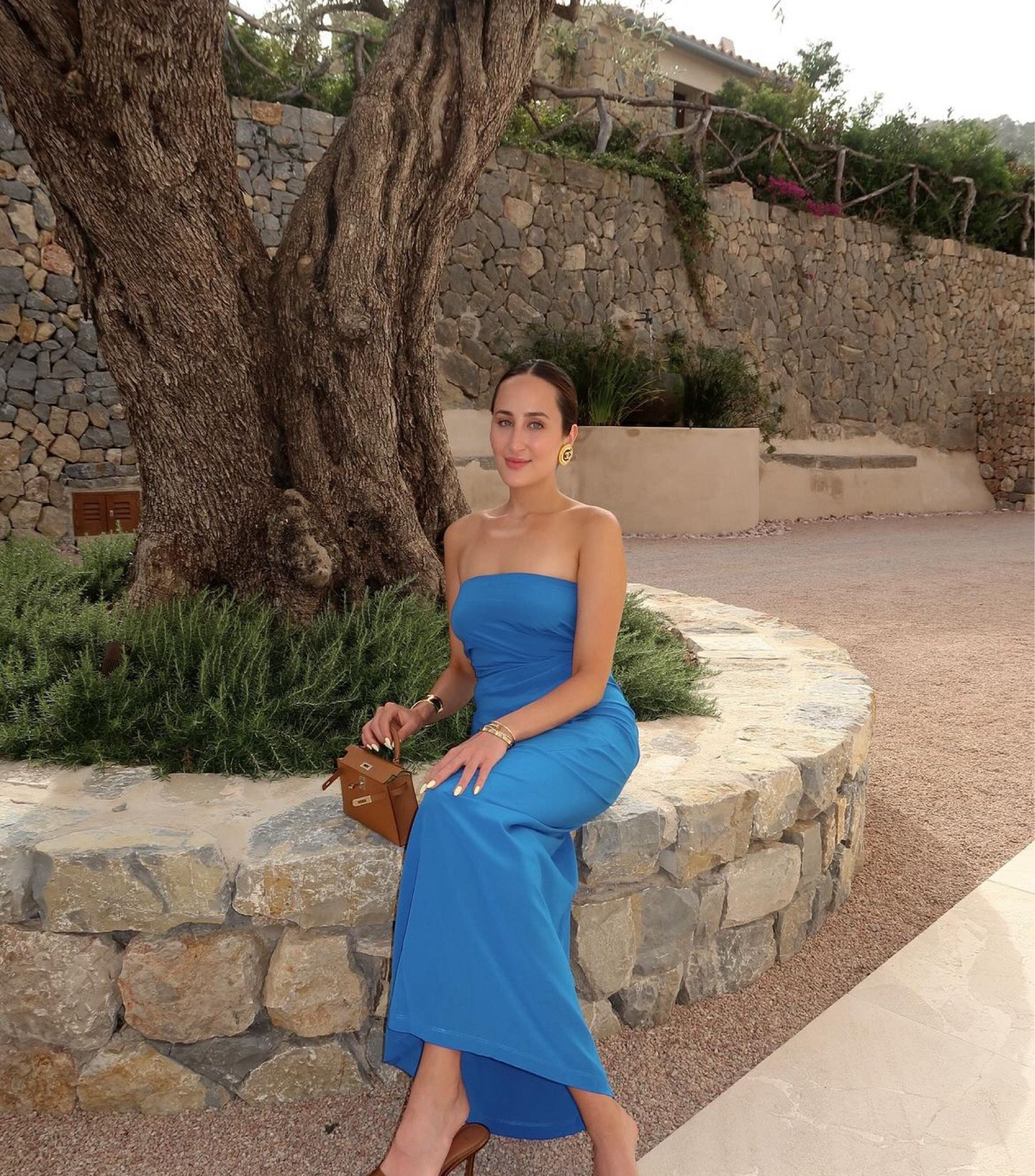 The perfect color for summer💙🦋🌊

#LTKStyleTip #LTKSeasonal