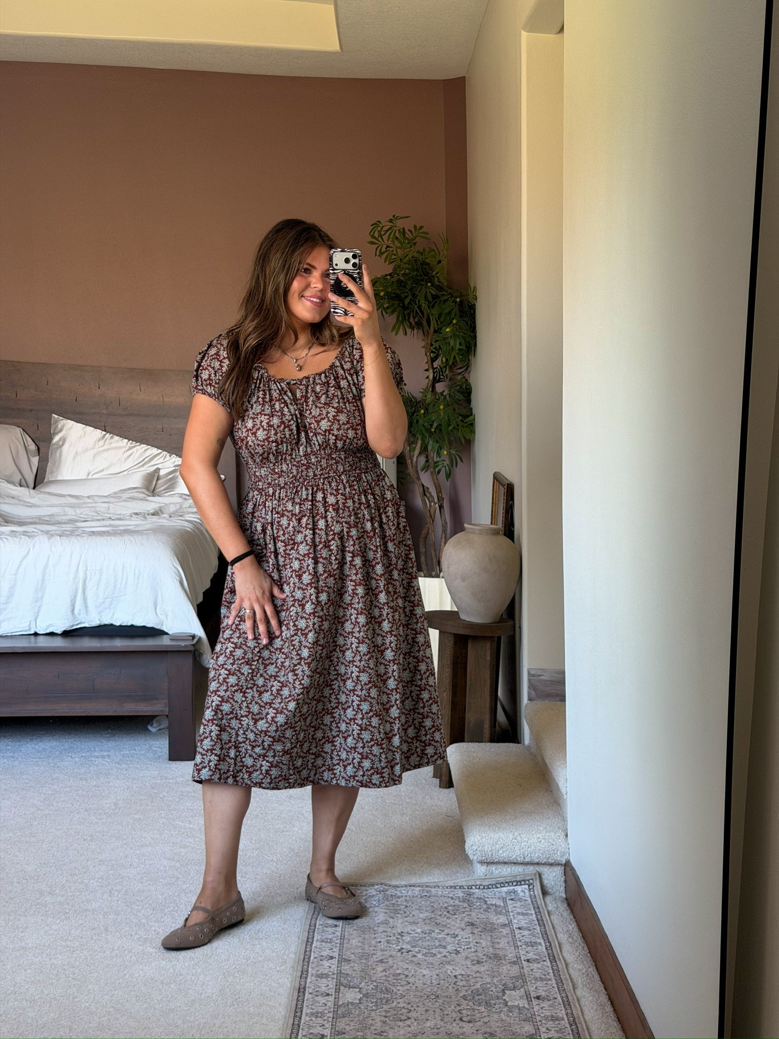 Gorgeous fall dress for fall family pictures, Thanksgiving, or date night. 

#fall #midsize thanksgiving outfit, fall outfit, fall dresses, midsize, mom style, affordable outfit, size 12, size 14 @Walmart