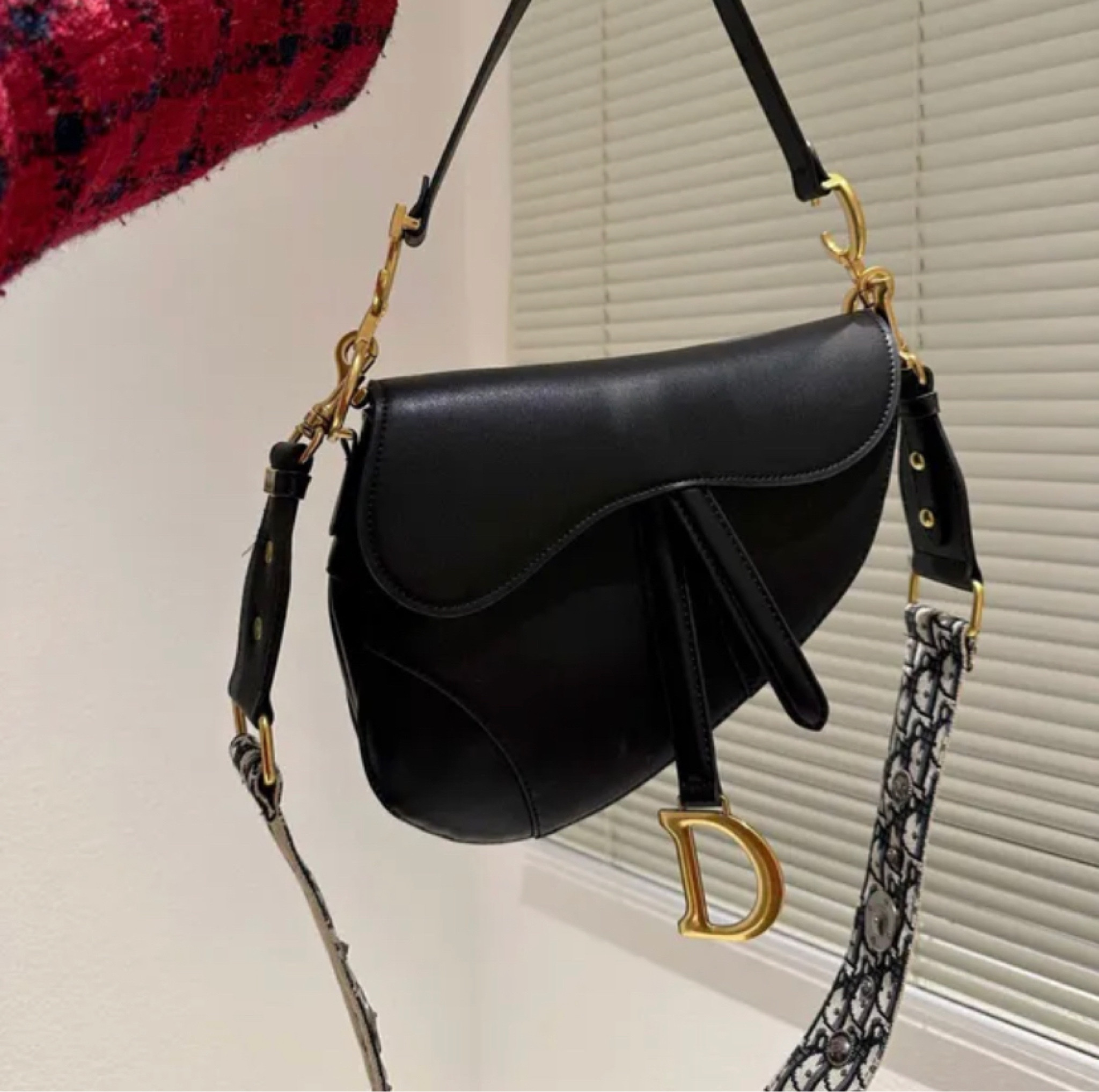 Dhgate, dupe, designer bag, dior, fall bags 

#LTKunder100 #LTKitbag