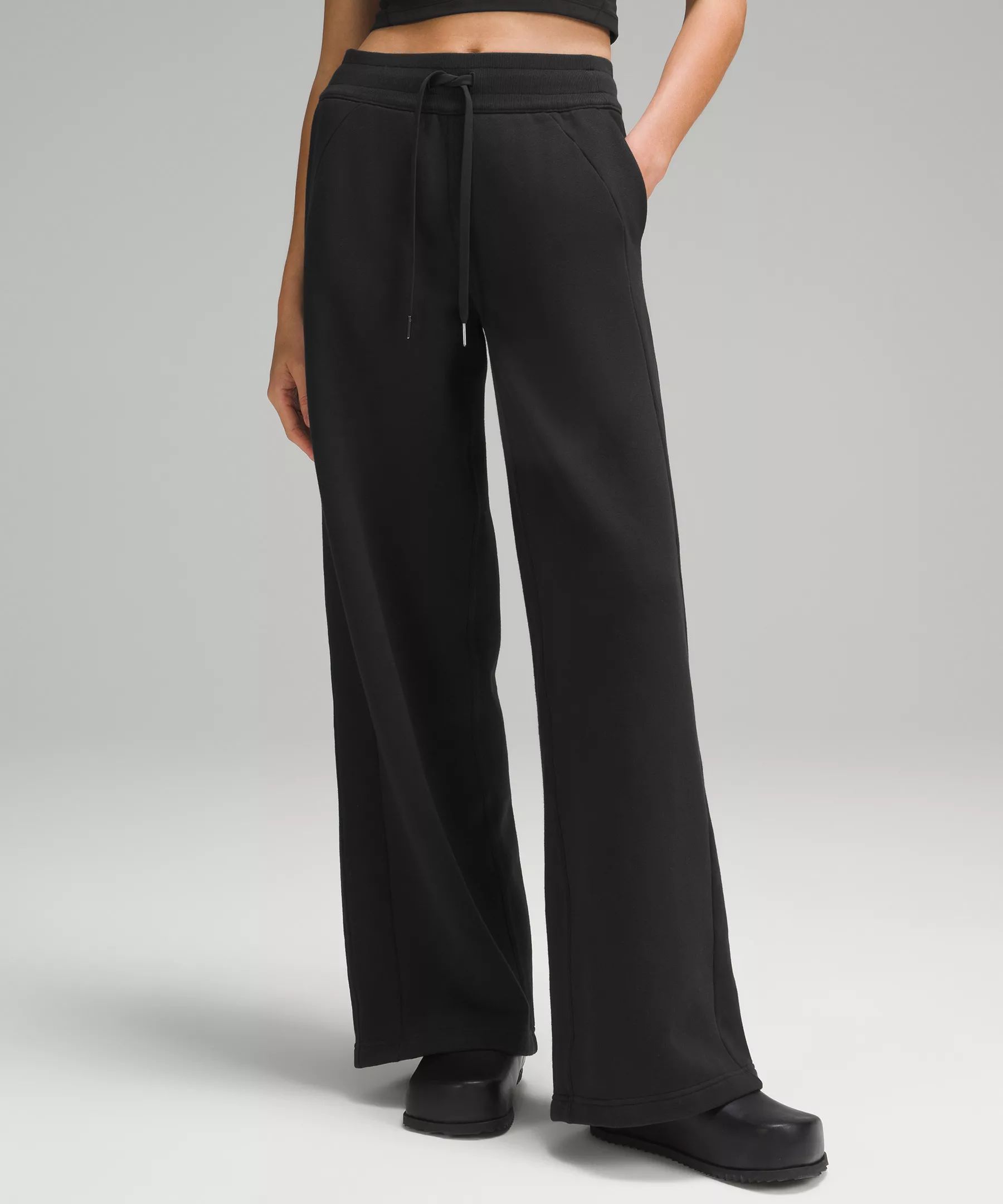 Scuba Mid-Rise Wide-Leg Pant *Full Length | Women's Sweatpants | lululemon | Lululemon (US)