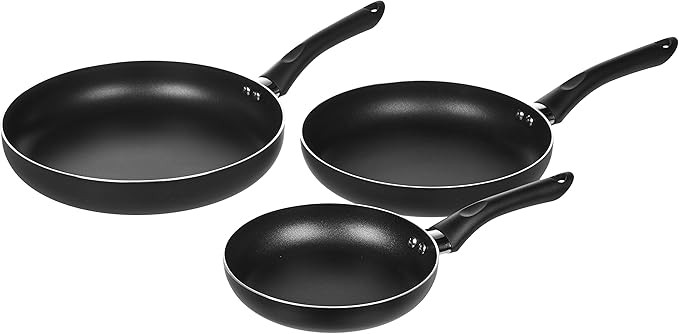 Amazon Basics 3-Piece Non-Stick Frying Pan Set - 8 Inch, 10 Inch, and 12 Inch | Amazon (US)