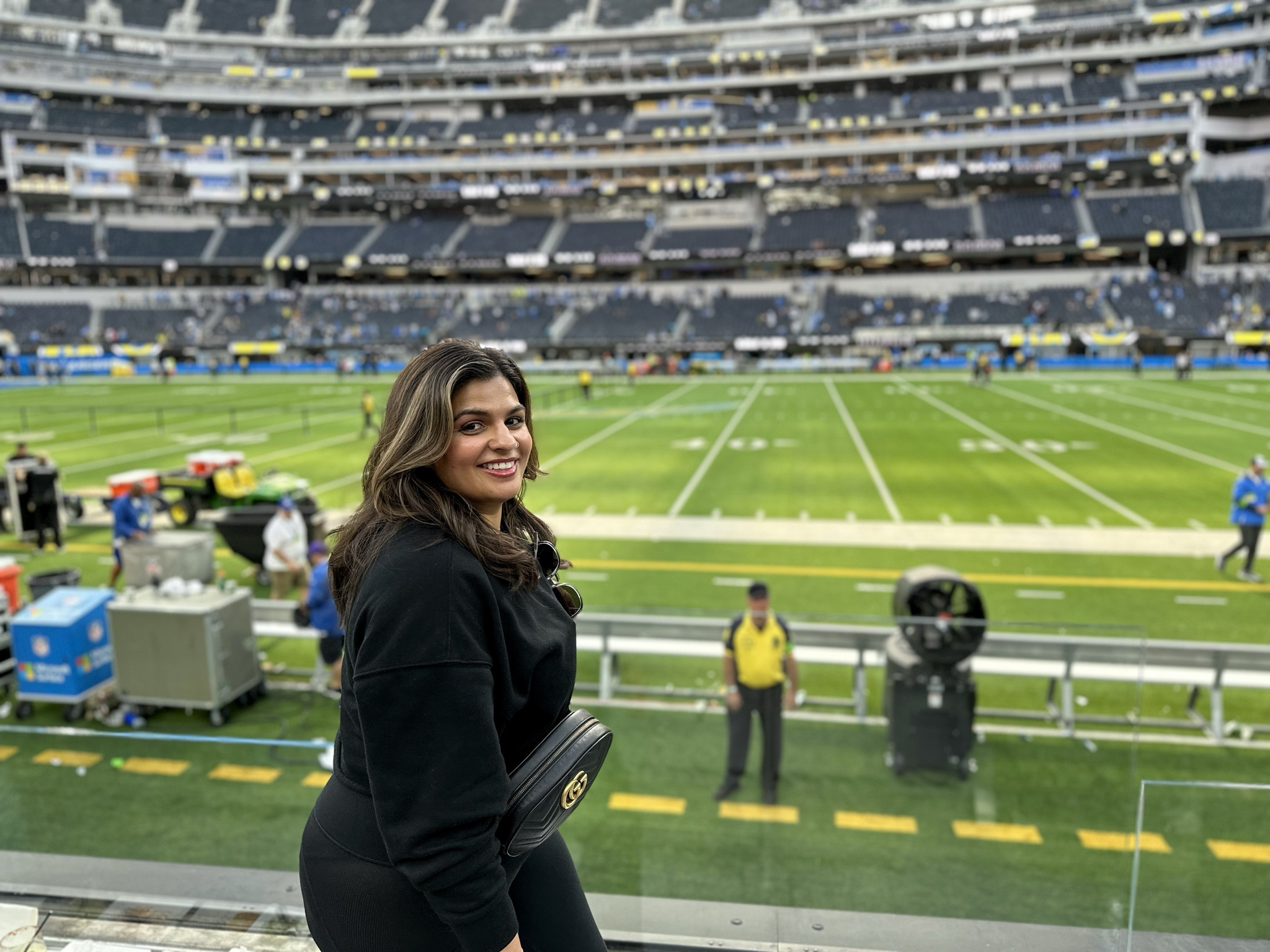 All black with a bag that does not have to be clear for entry into NFL stadium. I swapped out the belt for a gold chain from another purse  

#LTKMostLoved #LTKfitness #LTKU