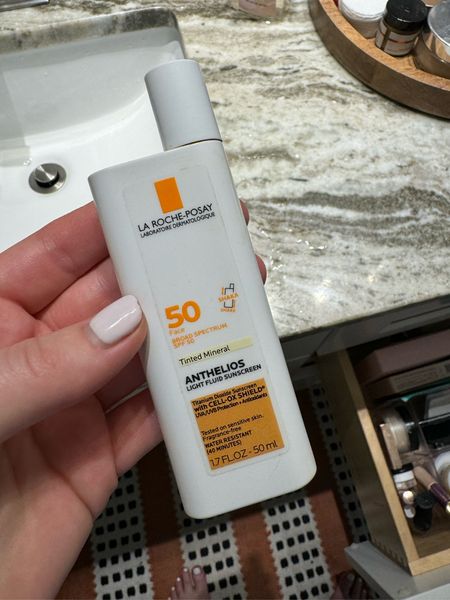 My absolute favorite skincare product right now is this tinted sunscreen. It gives the perfect barely there coverage and the bottle has lasted me FOREVER. Plus, almost 15,000 FIVE STARS via reviews 

Skincare / sunscreen / tinted sunscreen / beauty find / beauty must have / skincare must have 