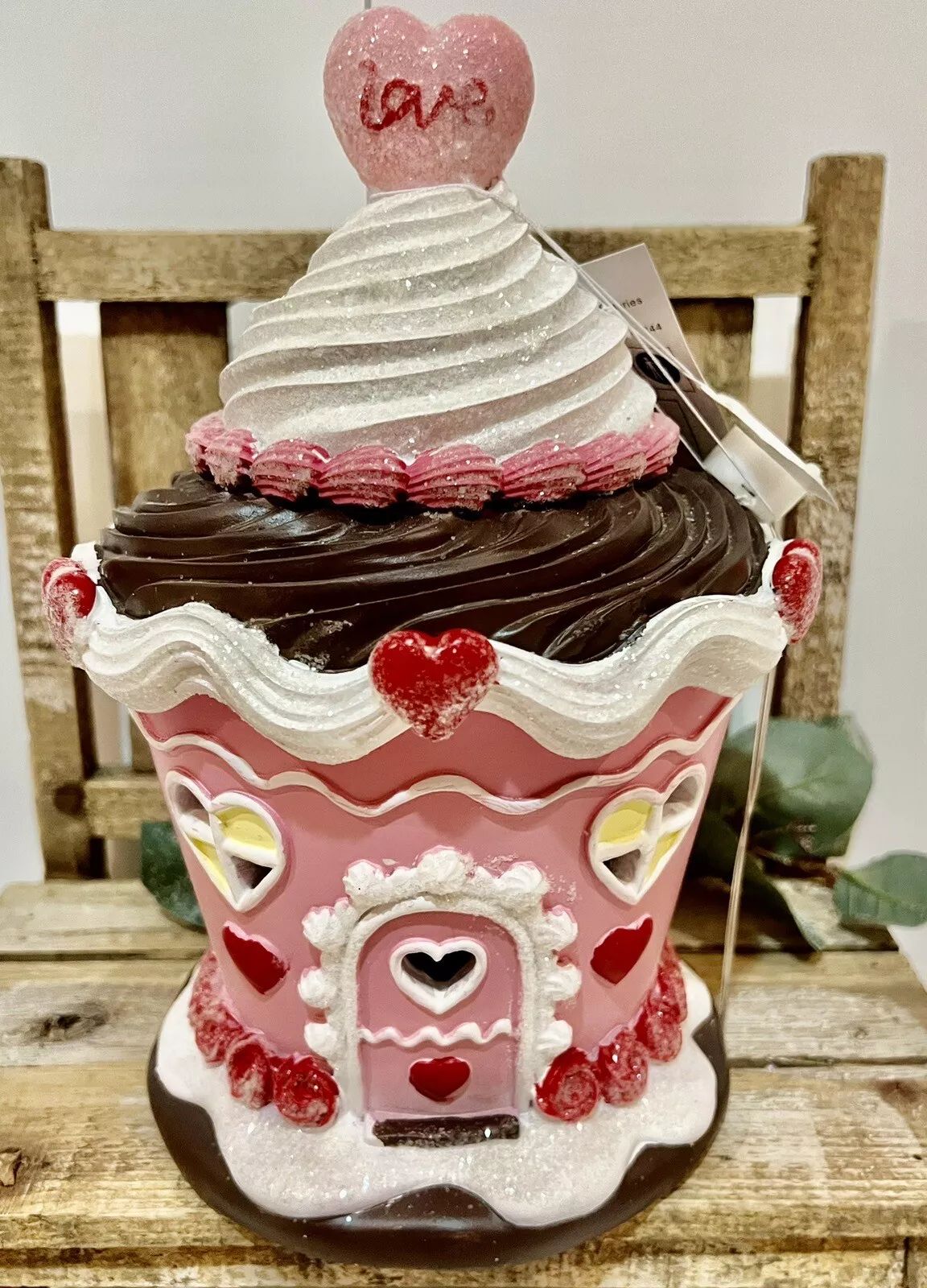 Valentine’s Day Cupcake Gingerbread House Light Up Pink Red Hearts Frosting New | eBay US