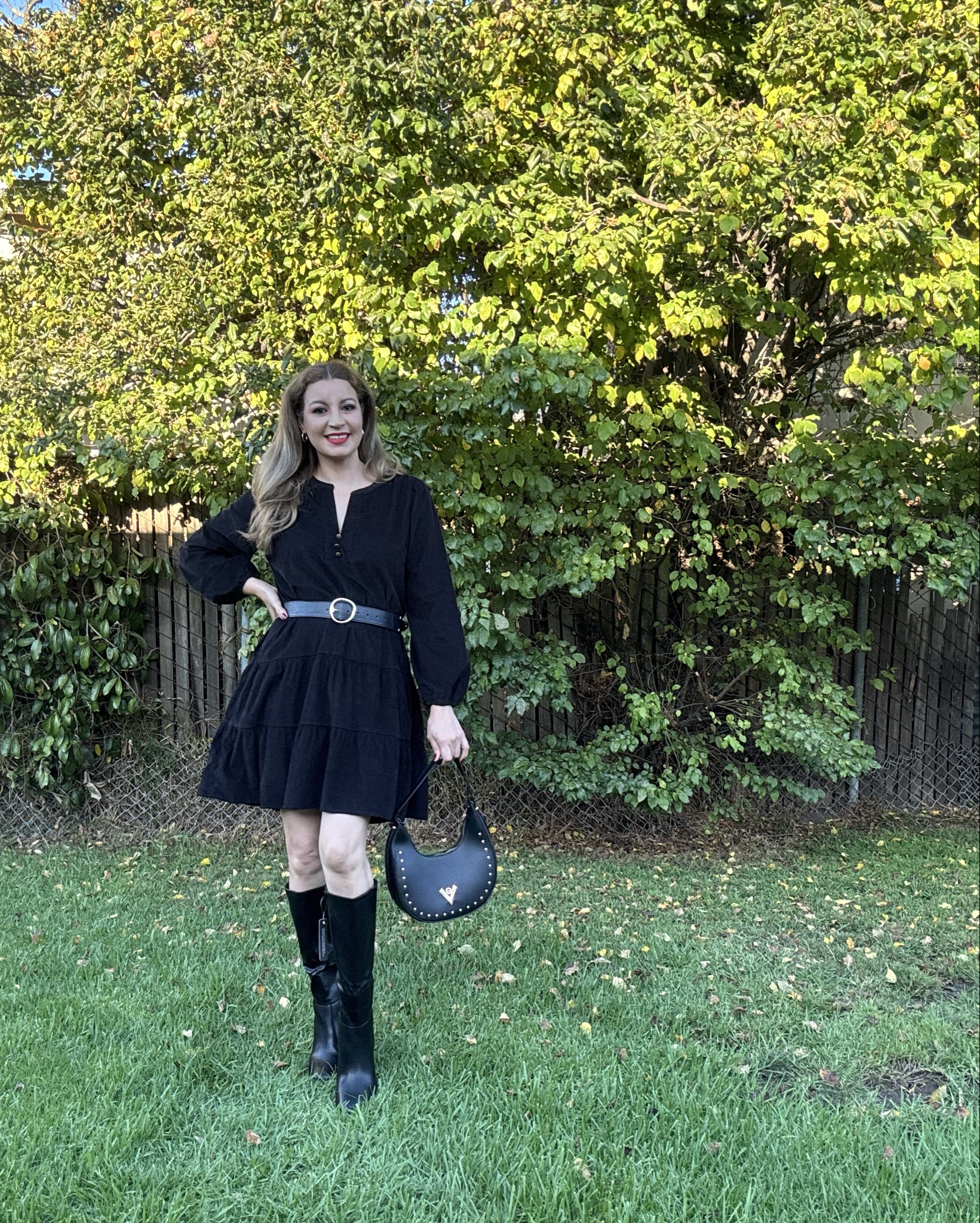 Athlefit Botas altas hasta la rodilla para mujer, tacón grueso, punta cuadrada, botas altas con cremallera lateral.
Size:8

#LTKStyleTip #LTKBeauty #LTKSeasonal