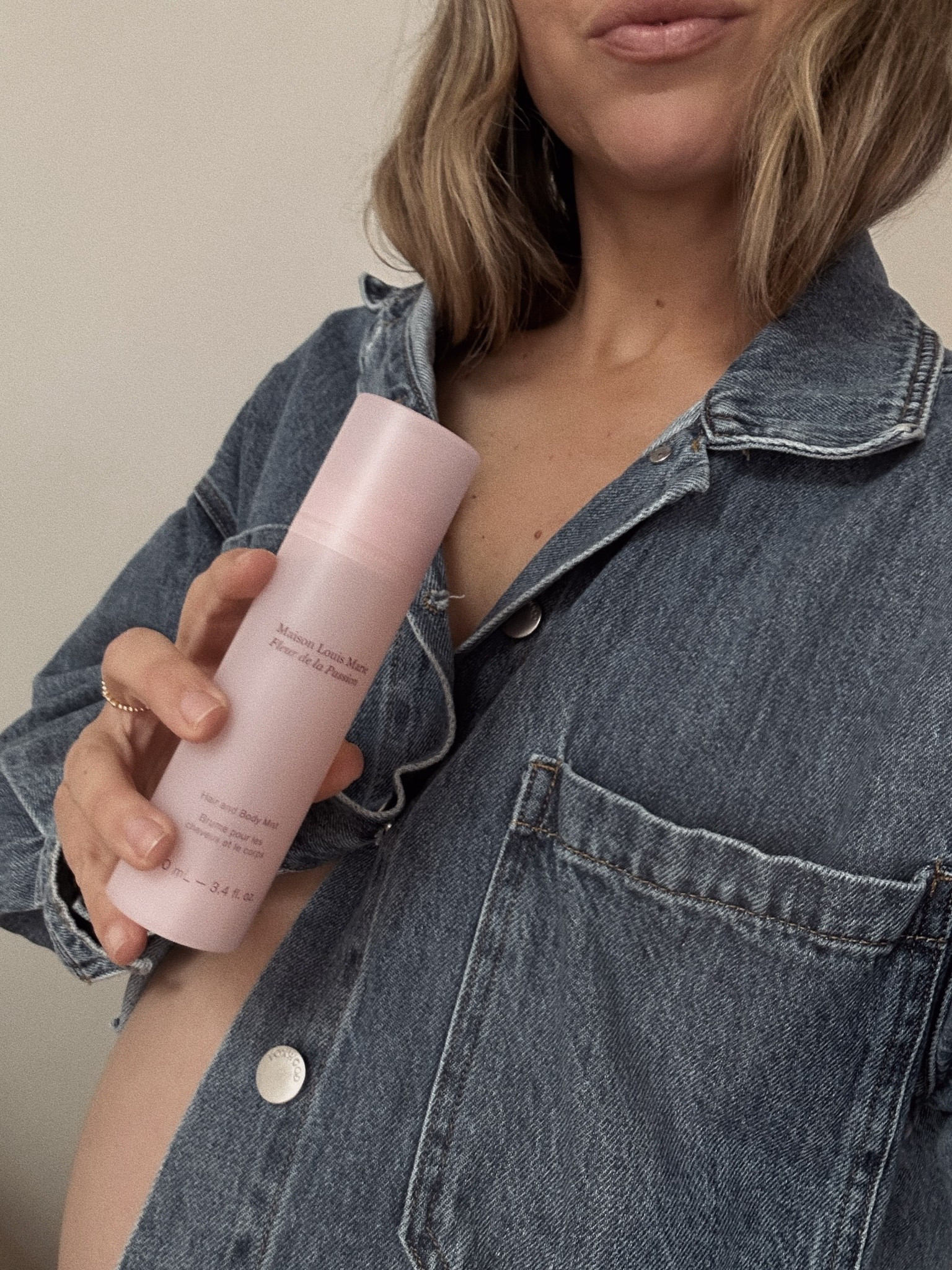 Hair & body mist. A must have 🌸☁️ 